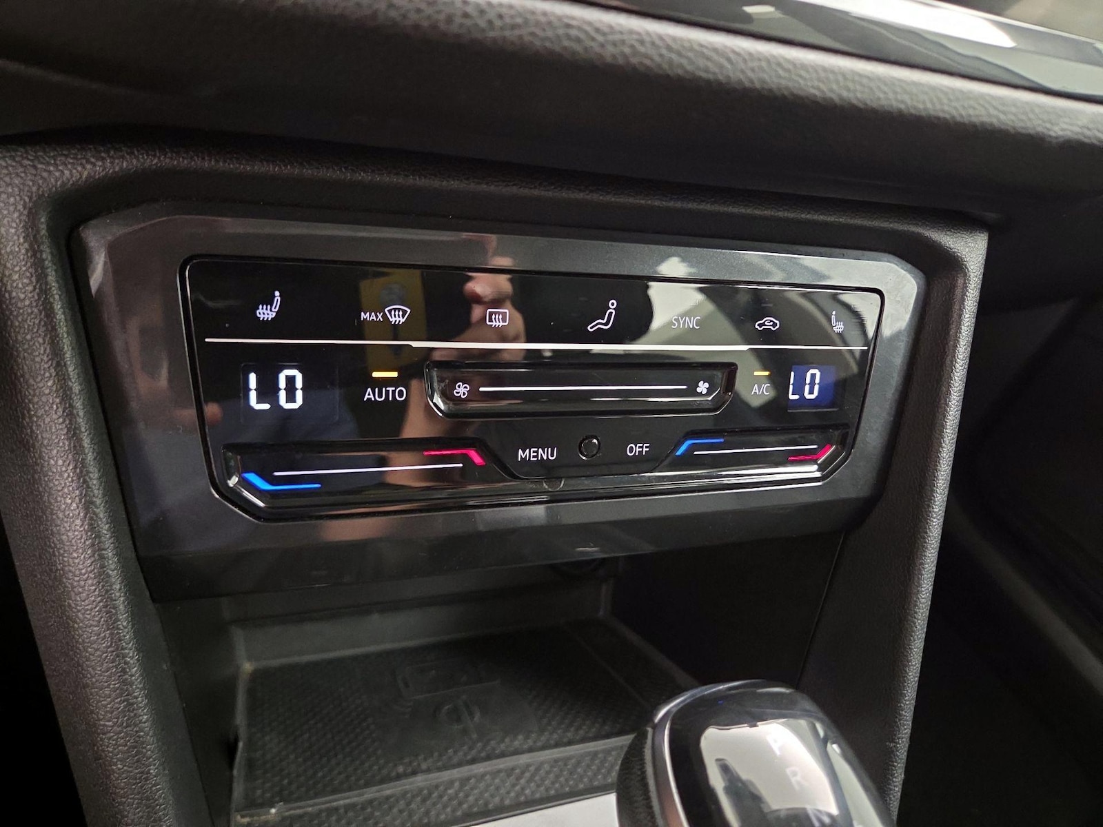 2023 Volkswagen Tiguan SE - Photo 16