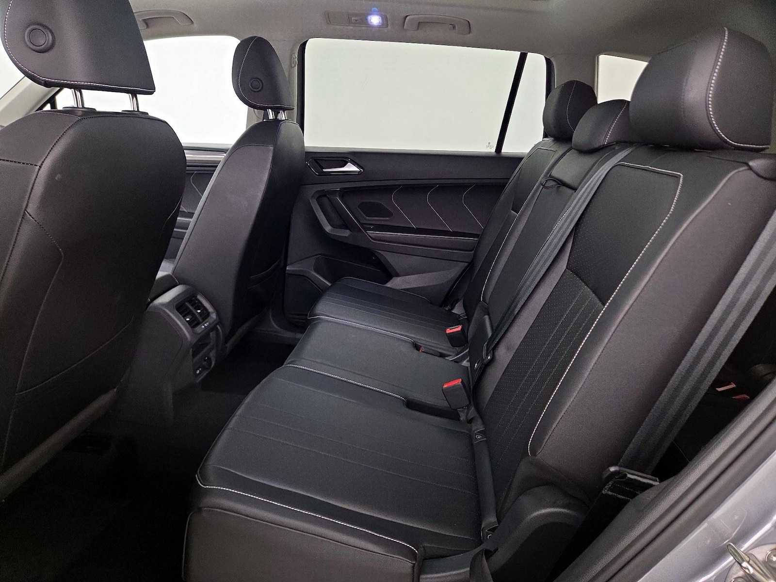 2023 Volkswagen Tiguan SE - Photo 20