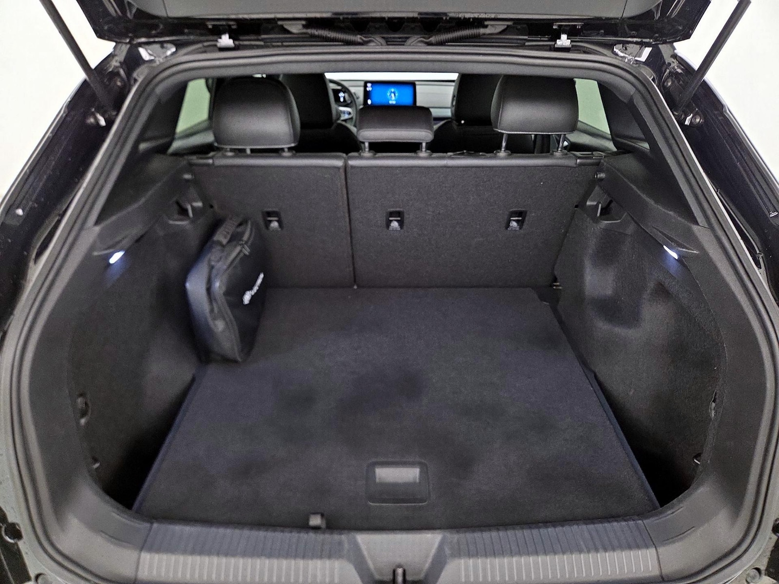 2023 Volkswagen ID.4 PRO - Photo 22