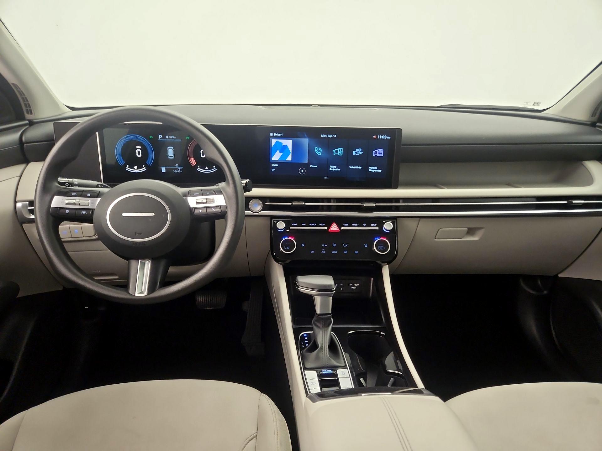 White 2025 Hyundai Tucson SUV / Crossover Front-Wheel Drive Automatic