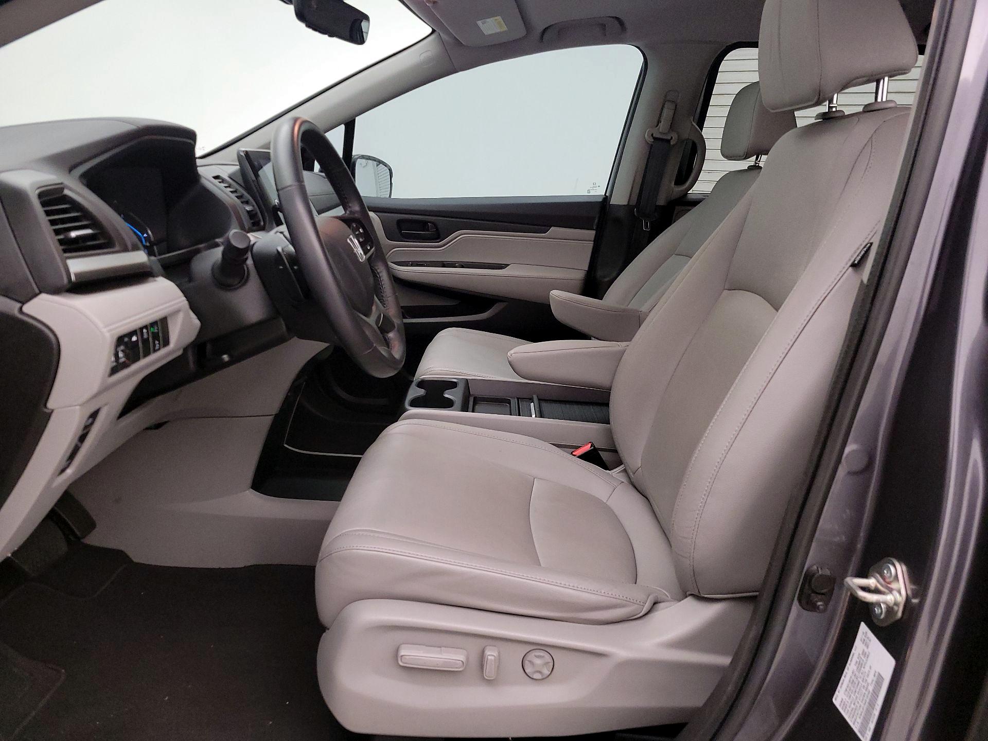 Thumbnail: 2019 Honda Odyssey - 11
