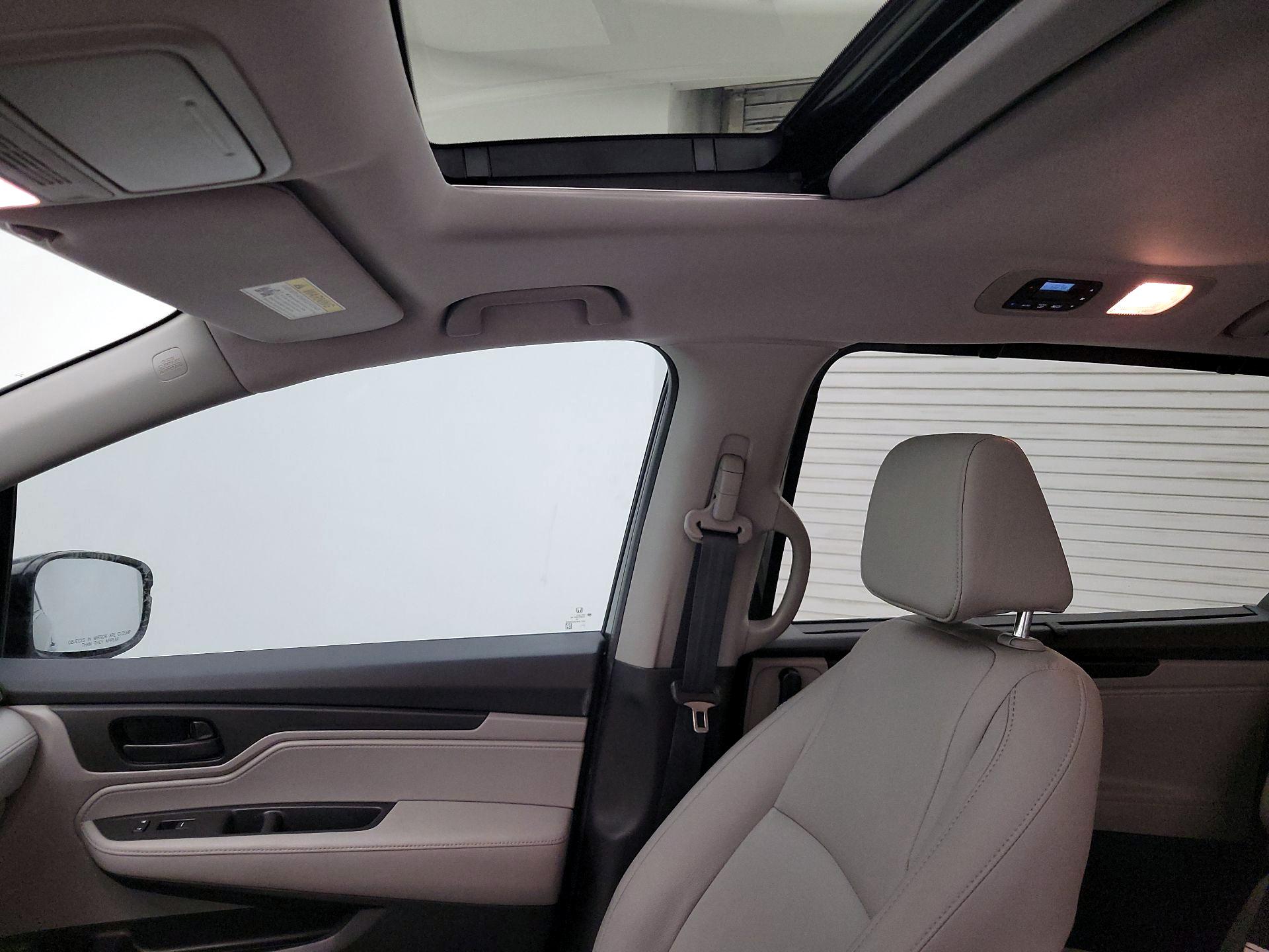 Thumbnail: 2019 Honda Odyssey - 19
