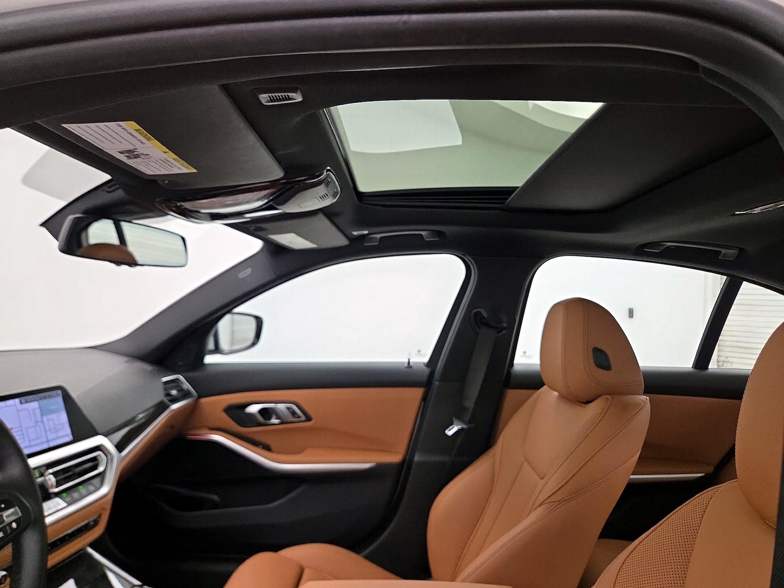 2022 BMW 3 Series 330i - Photo 21