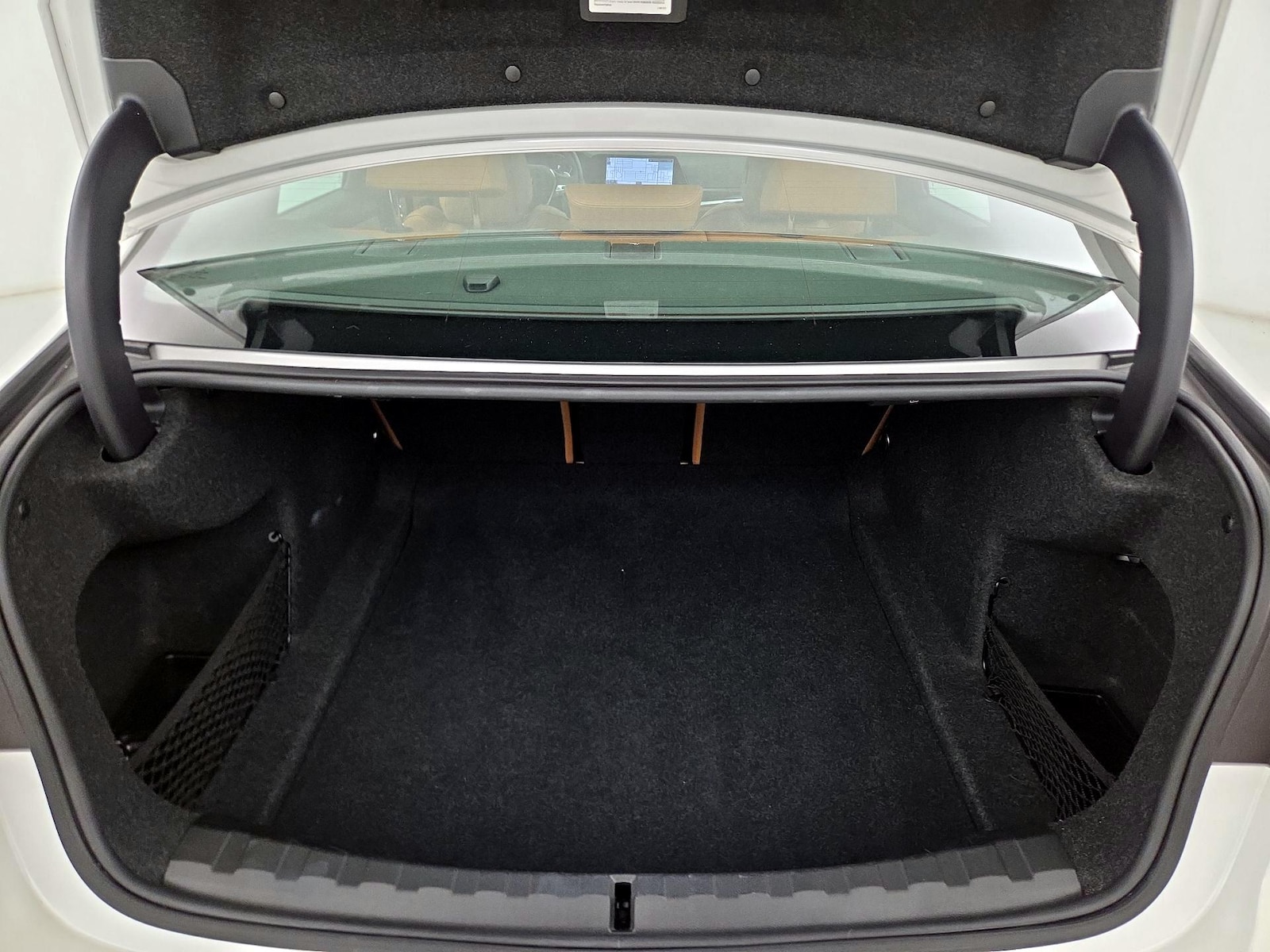 2022 BMW 3 Series 330i - Photo 23