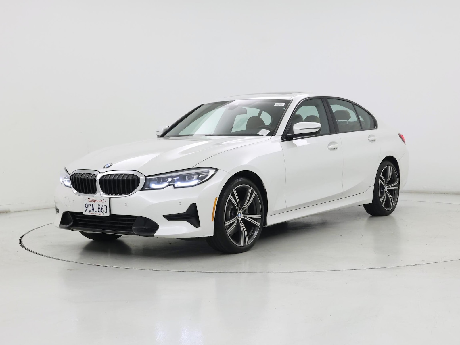 2022 BMW 3 Series 330i - Photo 5