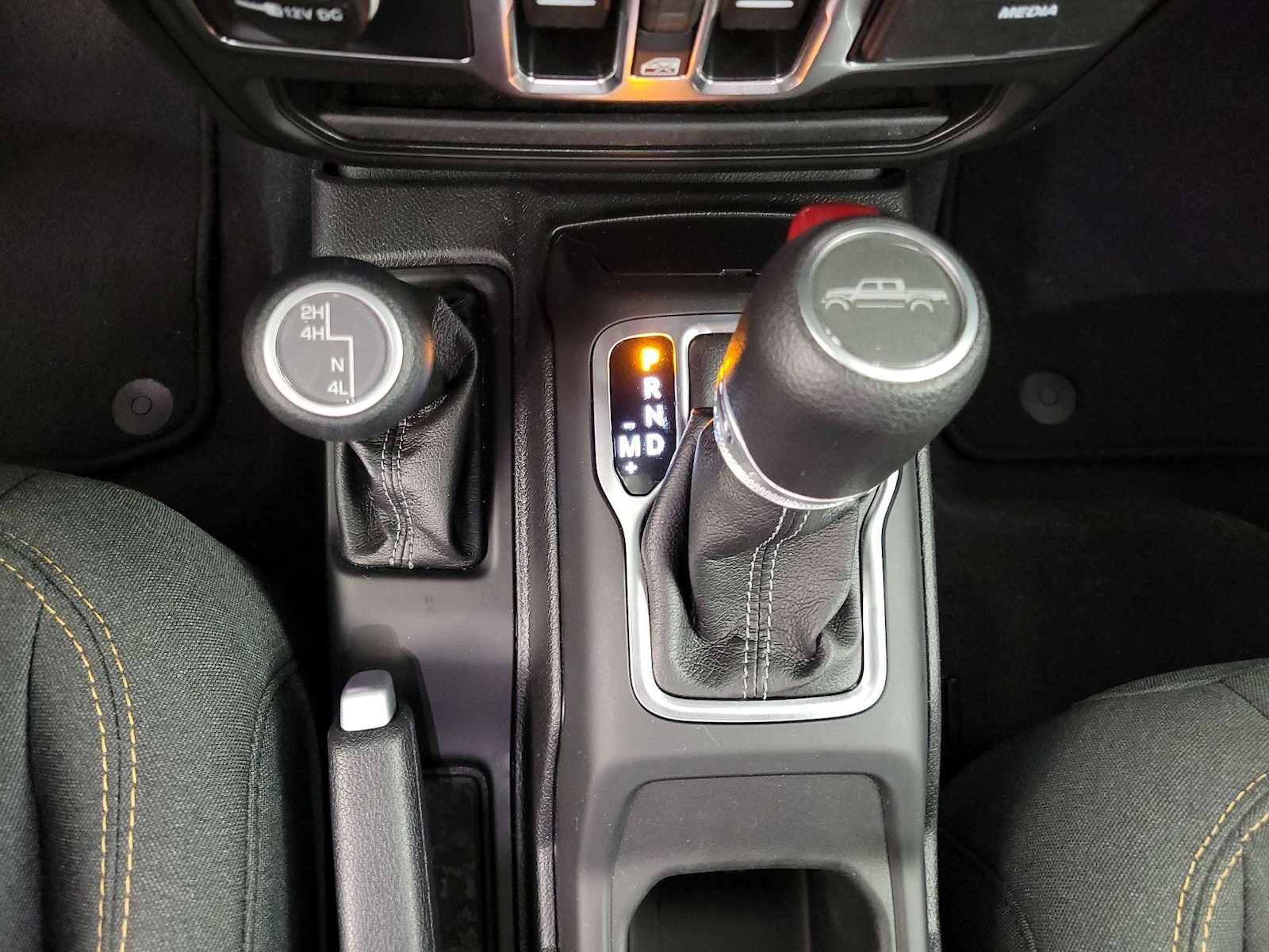 2025 Jeep Gladiator Sport S - Photo 16