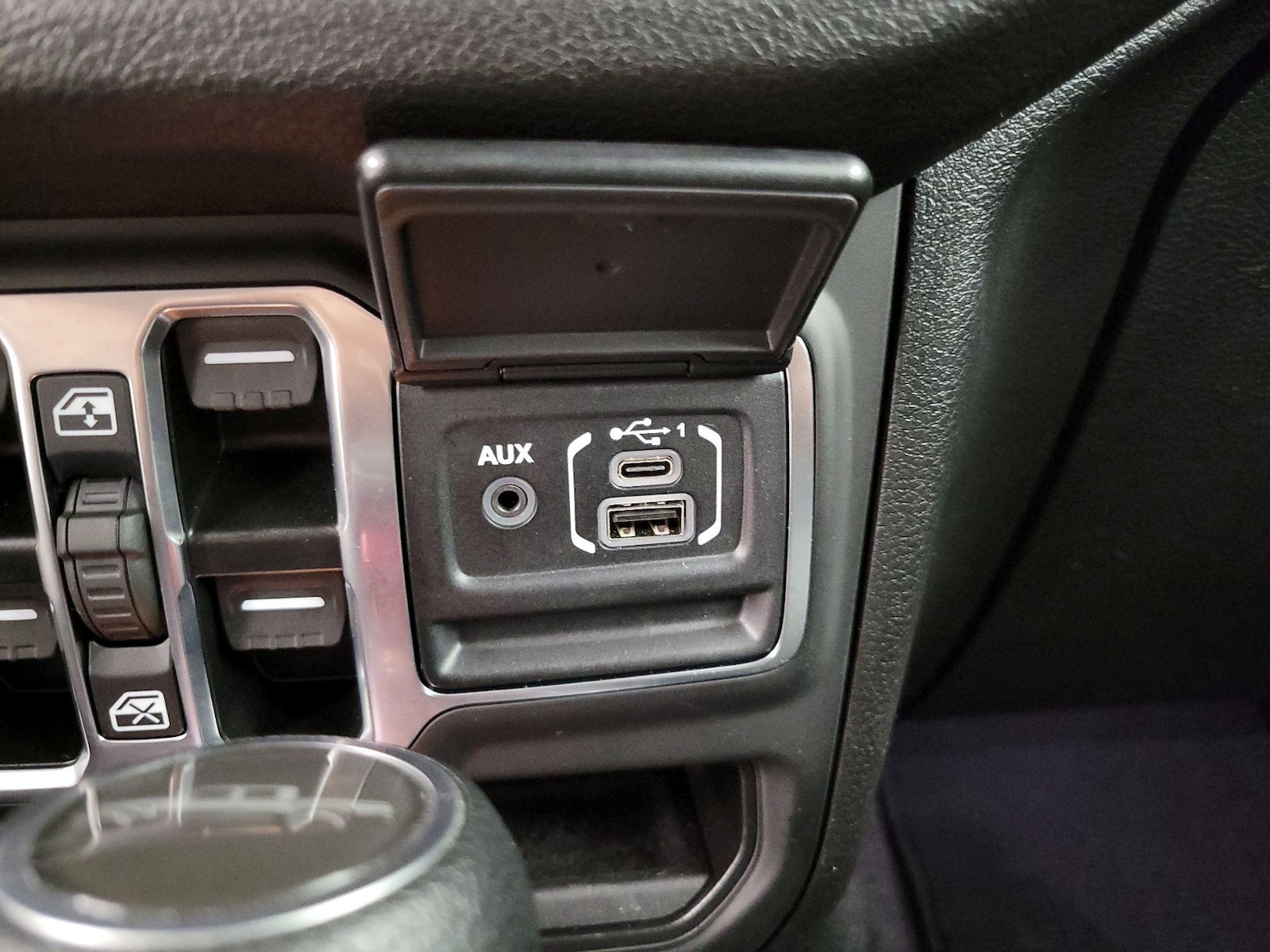 2025 Jeep Gladiator Sport S - Photo 17