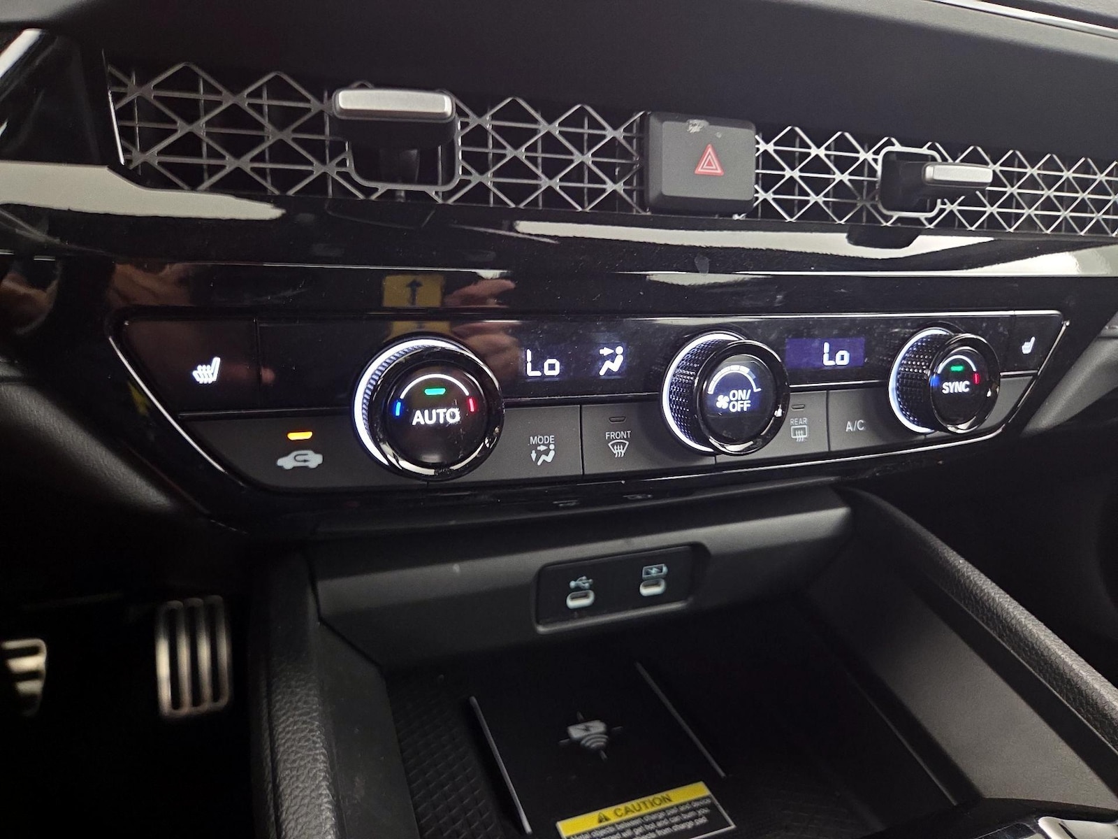 2025 Honda Accord Hybrid Sport - Photo 16