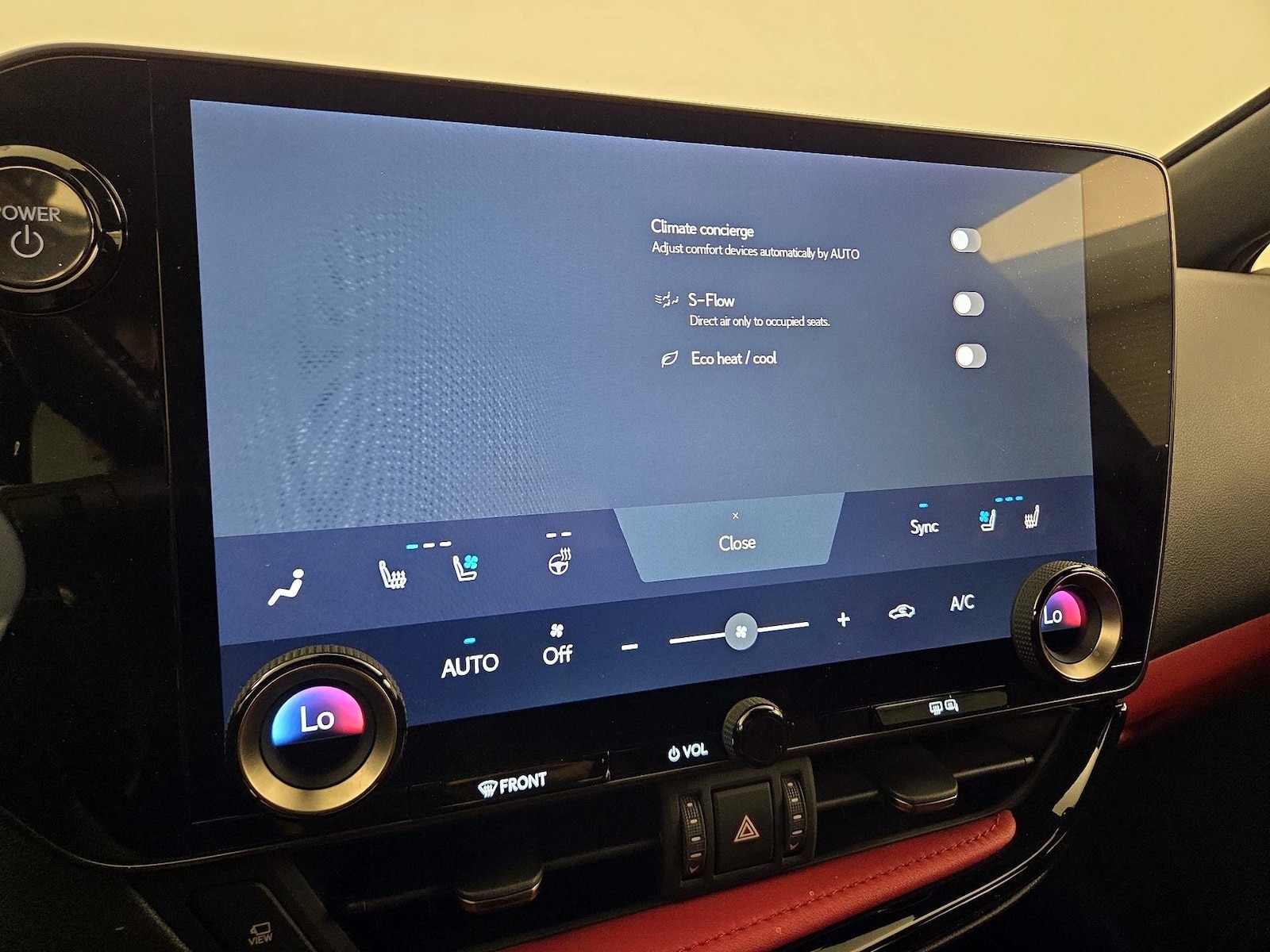 2024 Lexus NX PHEV 450h+ - Photo 17