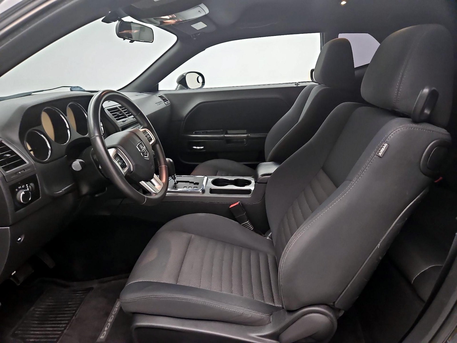 2014 Dodge Challenger SXT - Photo 12