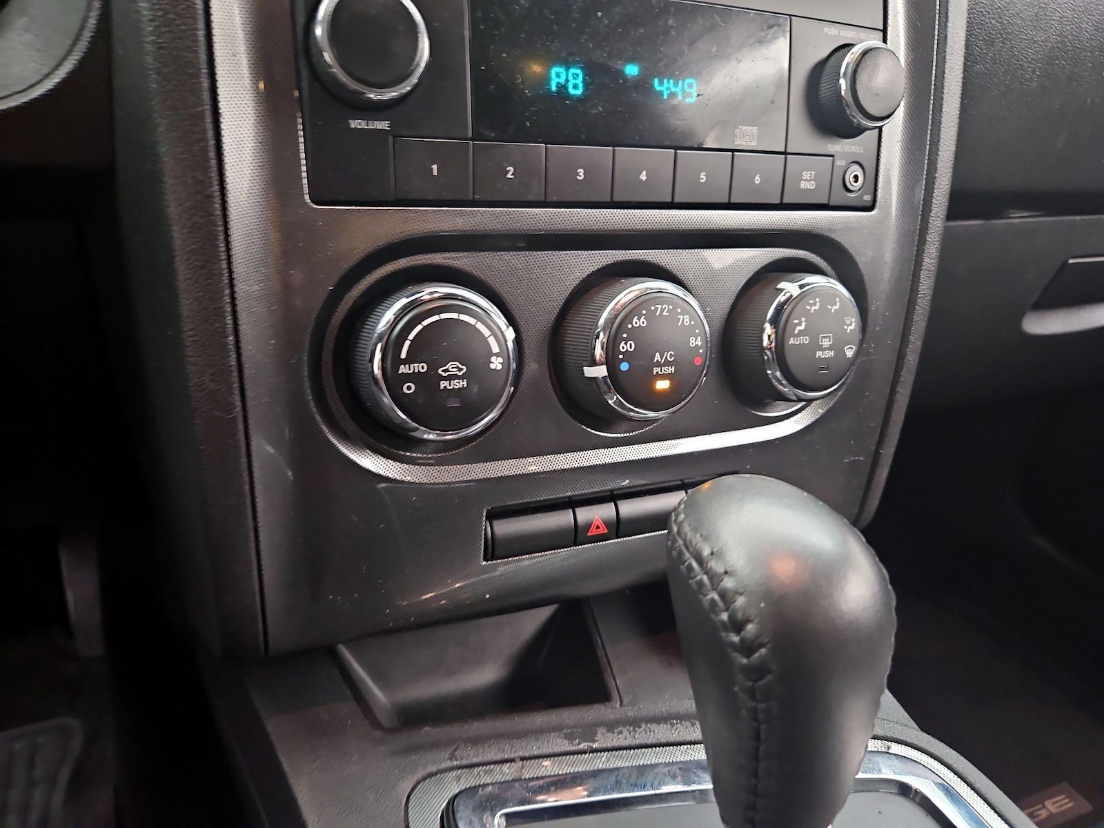 2014 Dodge Challenger SXT - Photo 17