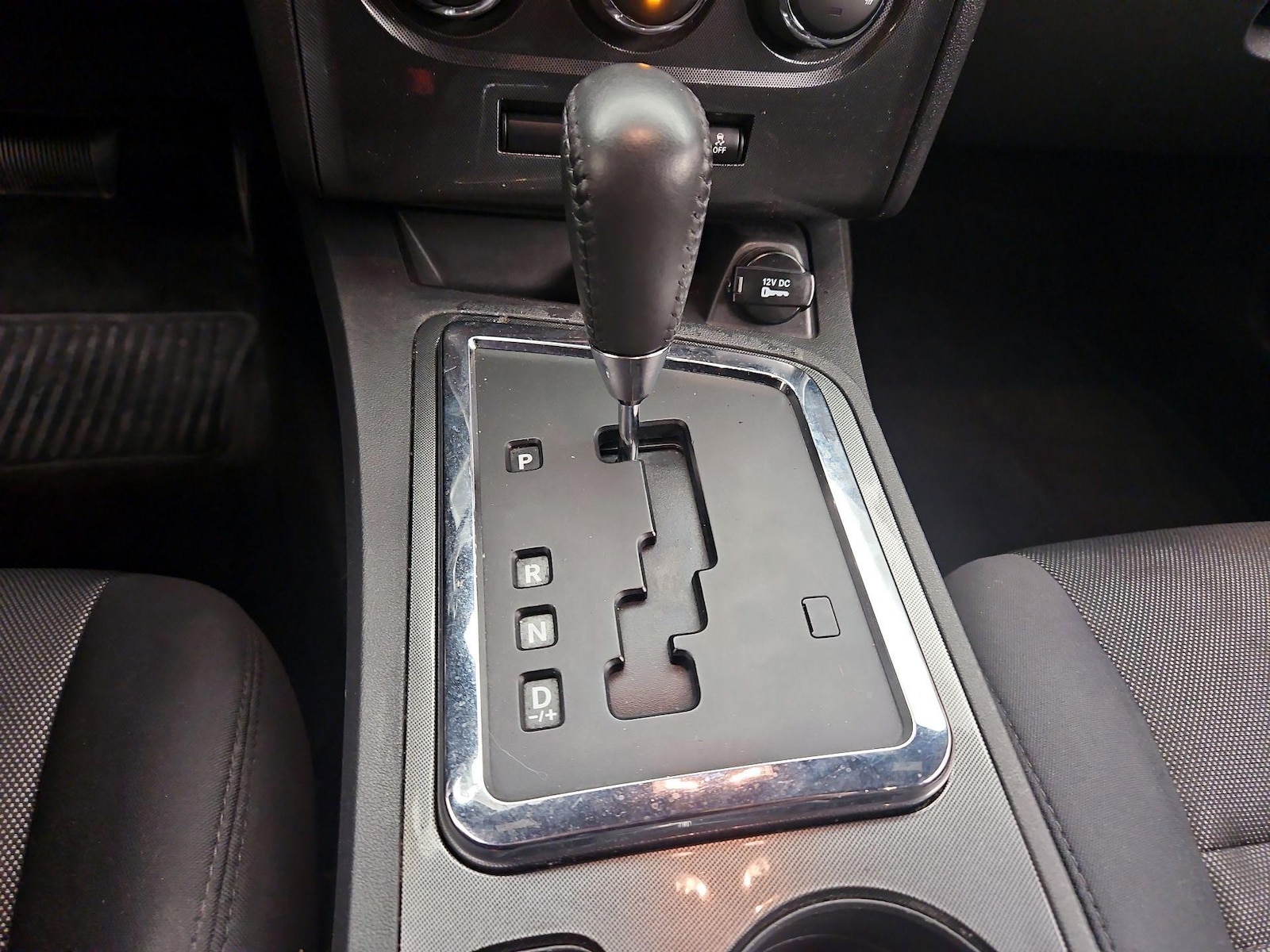 2014 Dodge Challenger SXT - Photo 18