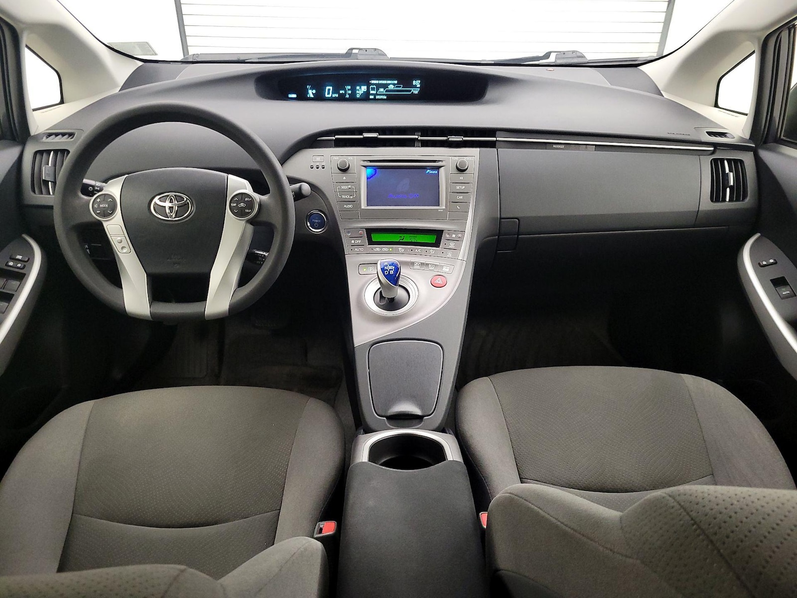 2015 Toyota Prius Two - Photo 10