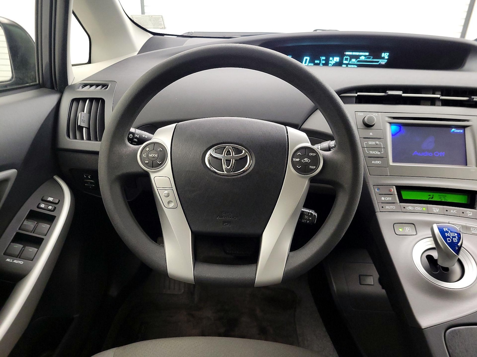 2015 Toyota Prius Two - Photo 11