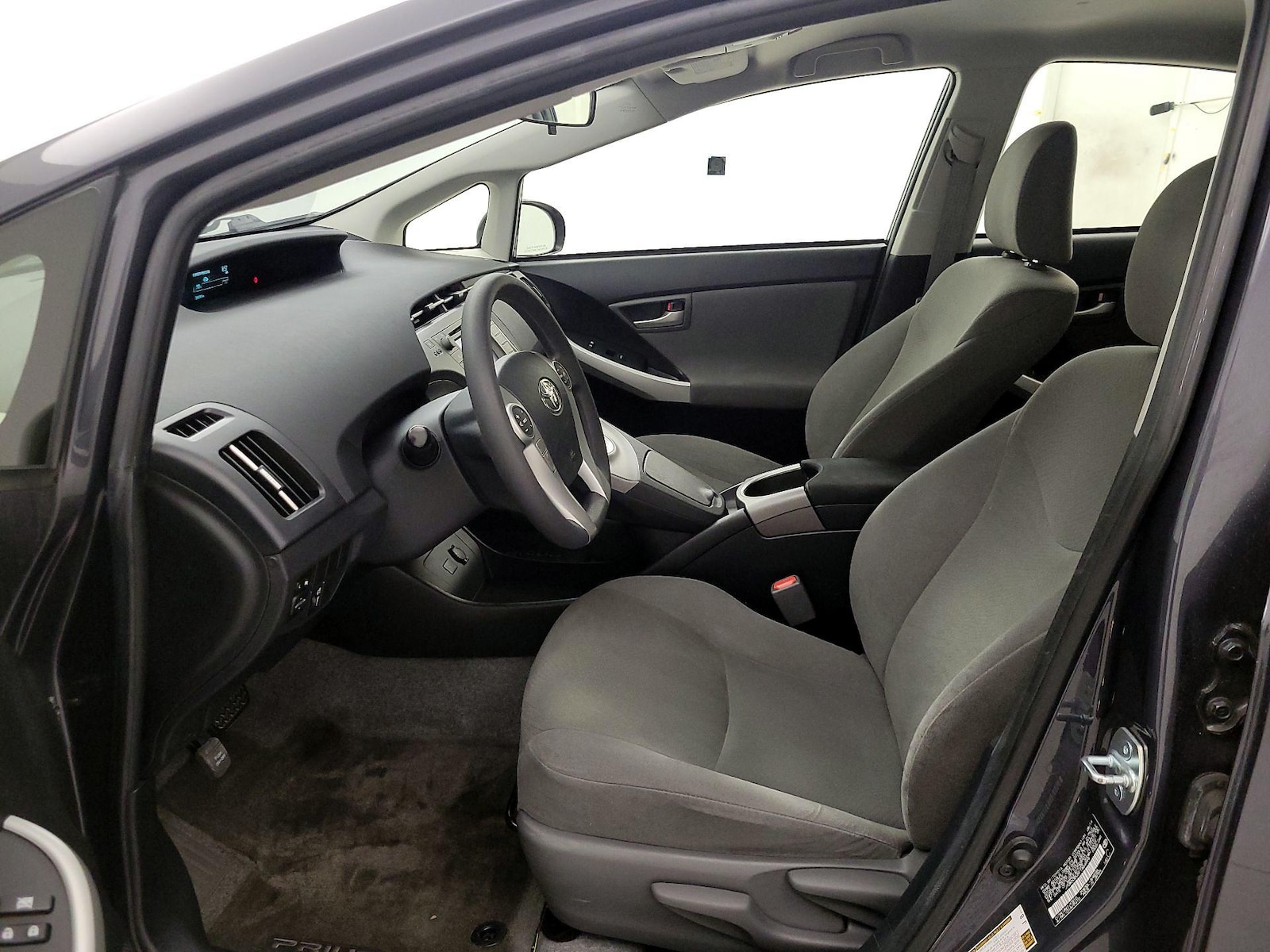 2015 Toyota Prius Two - Photo 12