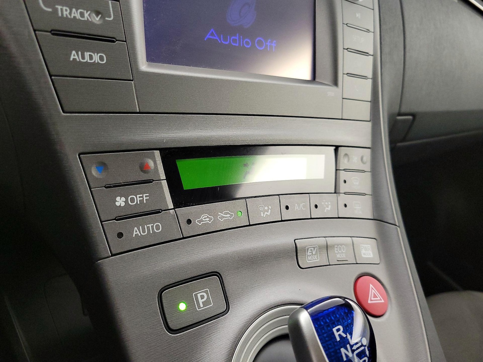 2015 Toyota Prius Two - Photo 17