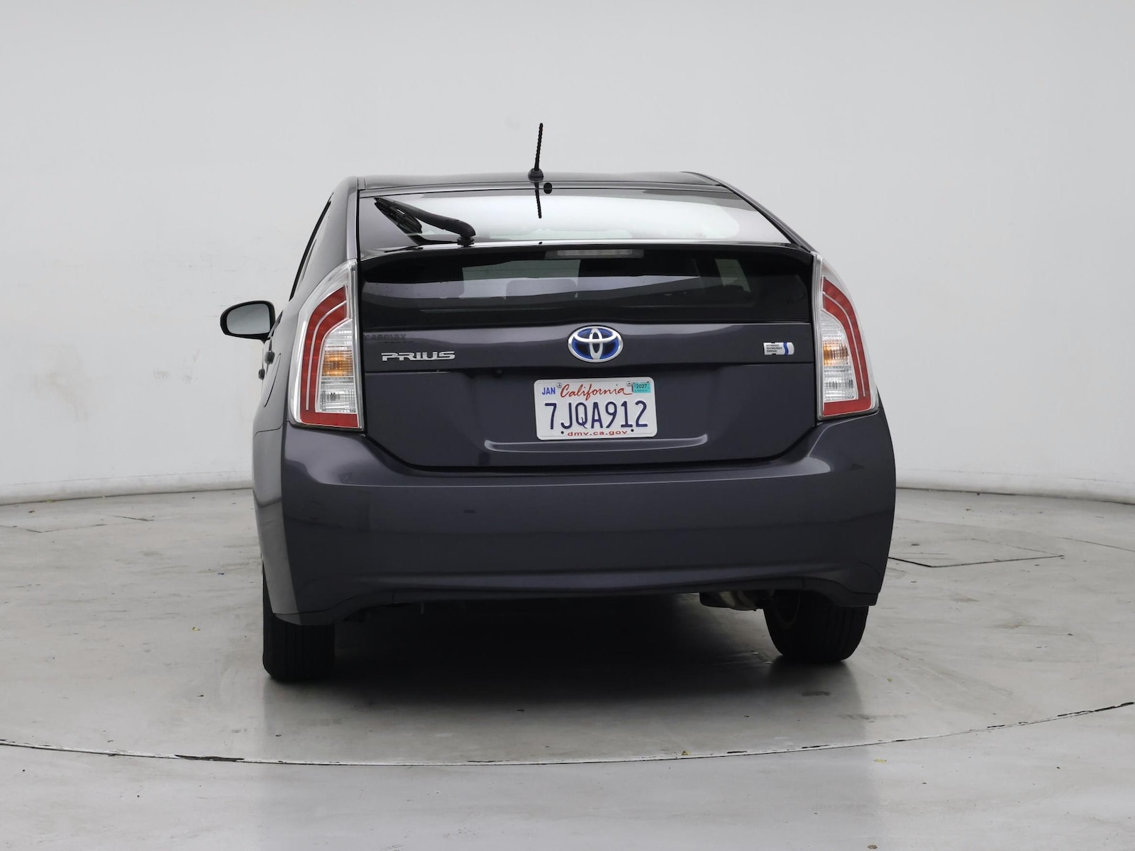 2015 Toyota Prius Two - Photo 7
