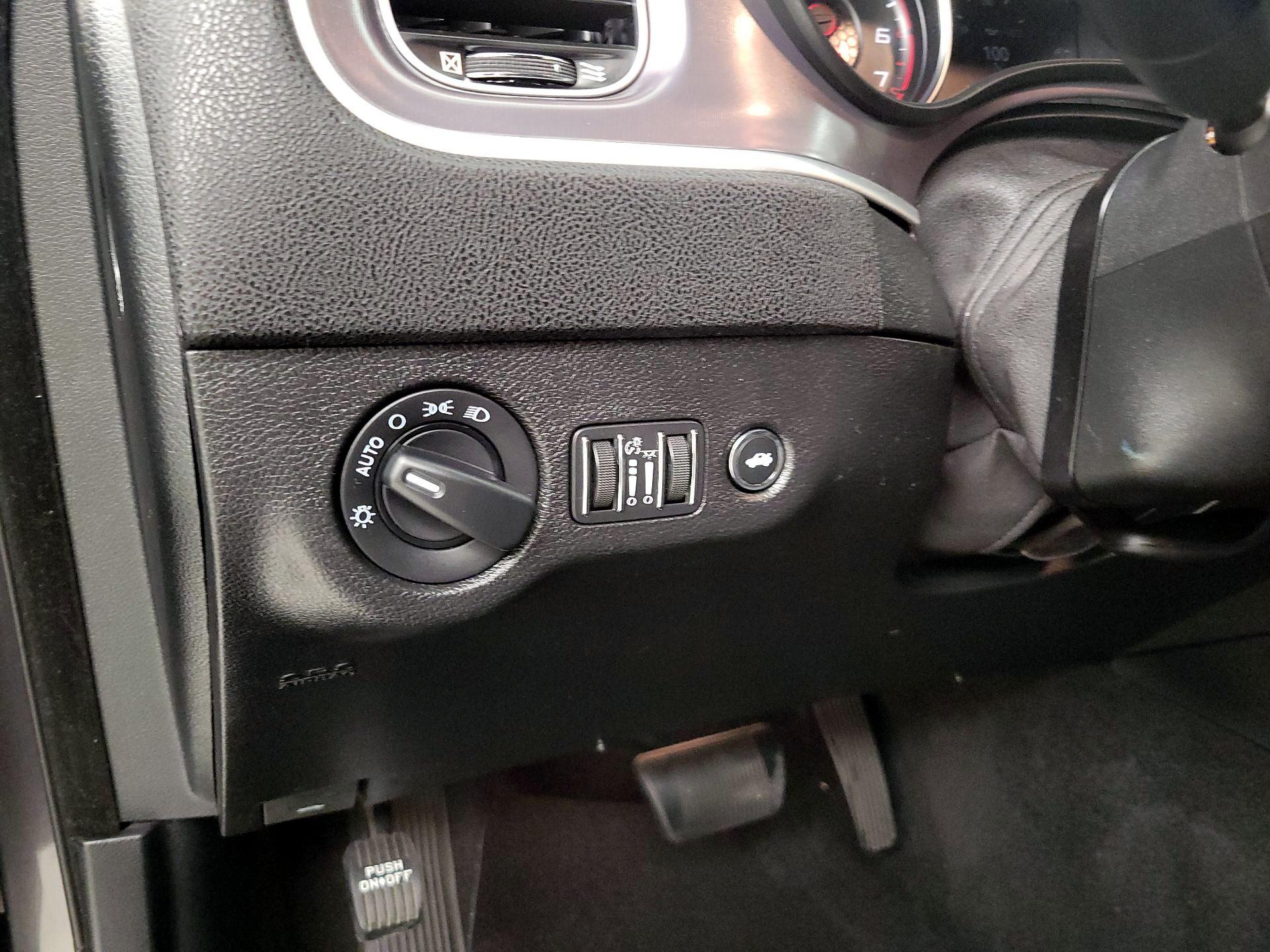 Thumbnail: 2019 Dodge Charger - 11