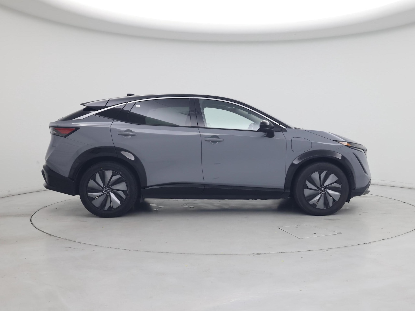 2025 Nissan ARIYA Evolve+ - Photo 8