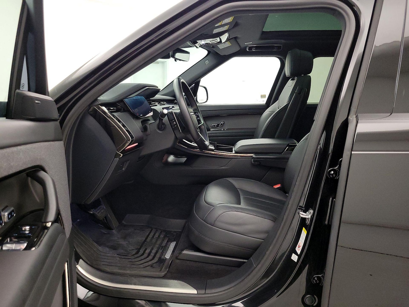 2024 Land Rover Range Rover Sport SE - Photo 12