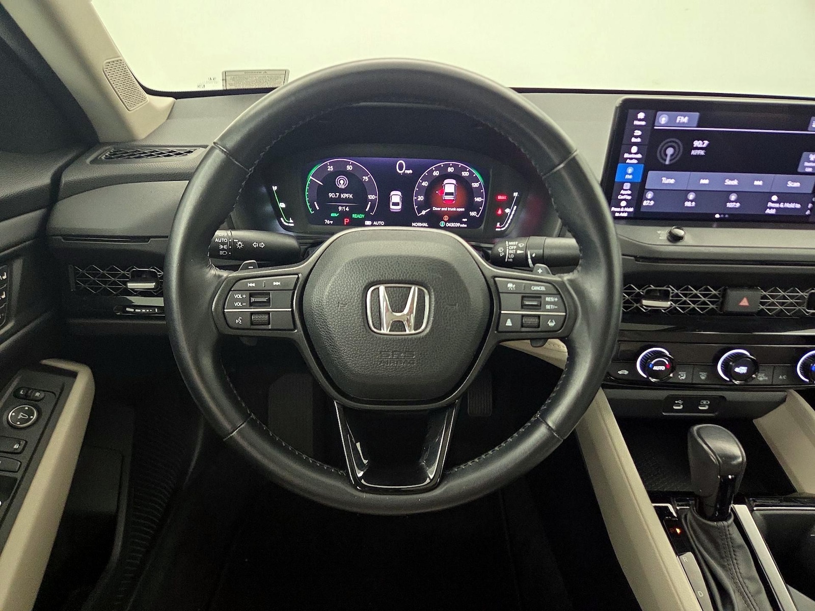 2023 Honda Accord Hybrid EX-L - Photo 11