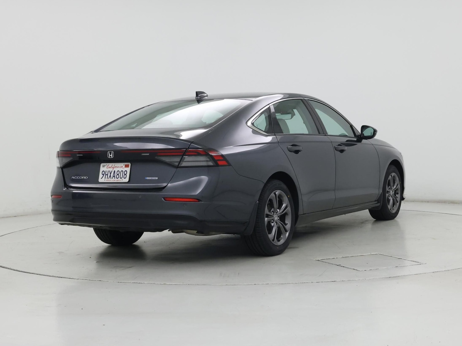 2023 Honda Accord Hybrid EX-L - Photo 9