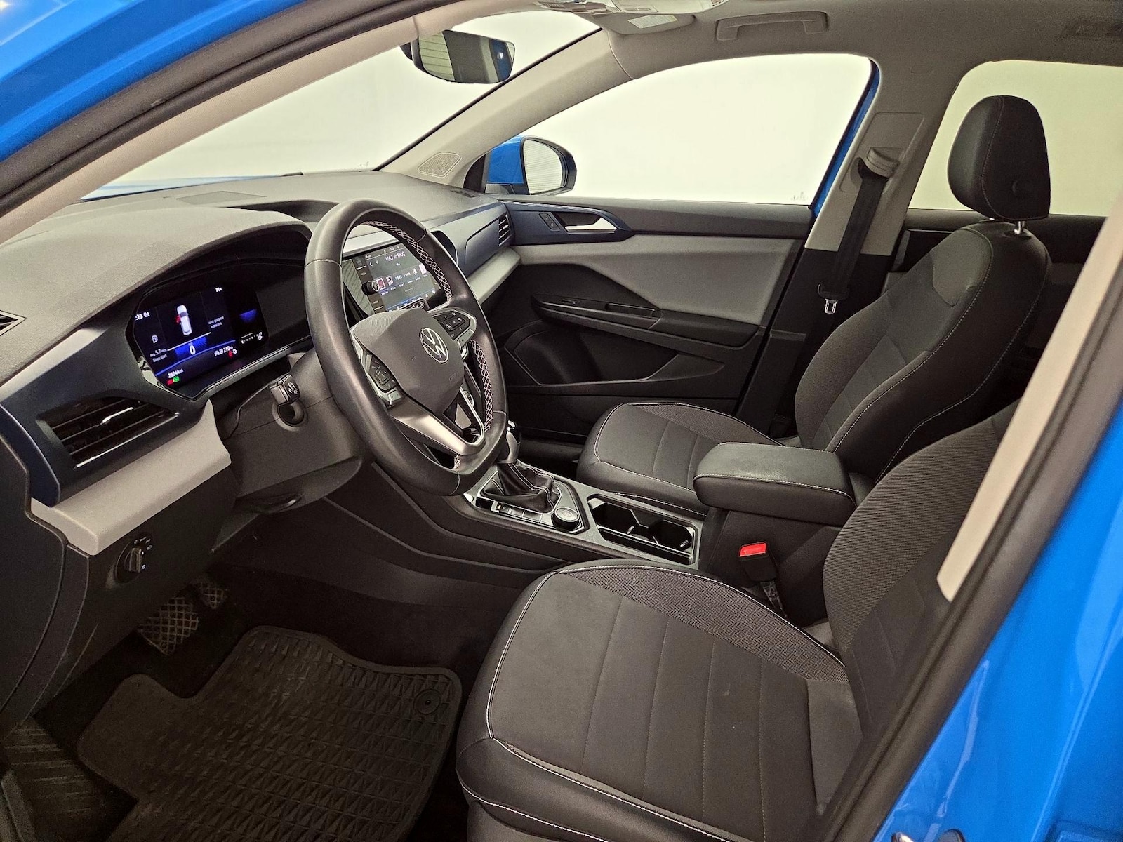 2022 Volkswagen Taos SE - Photo 12