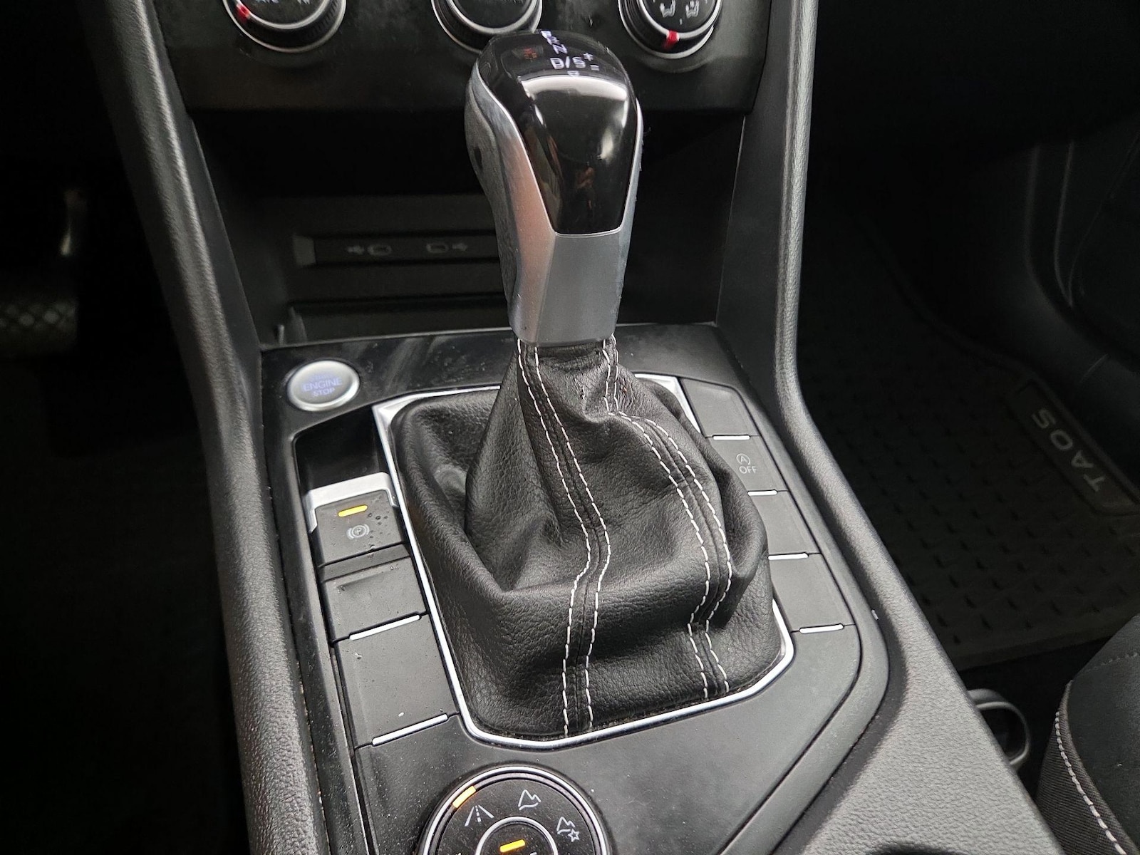 2022 Volkswagen Taos SE - Photo 18