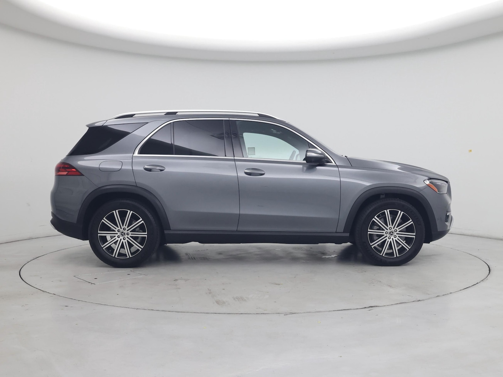 2025 Mercedes-Benz GLE GLE450 - Photo 8