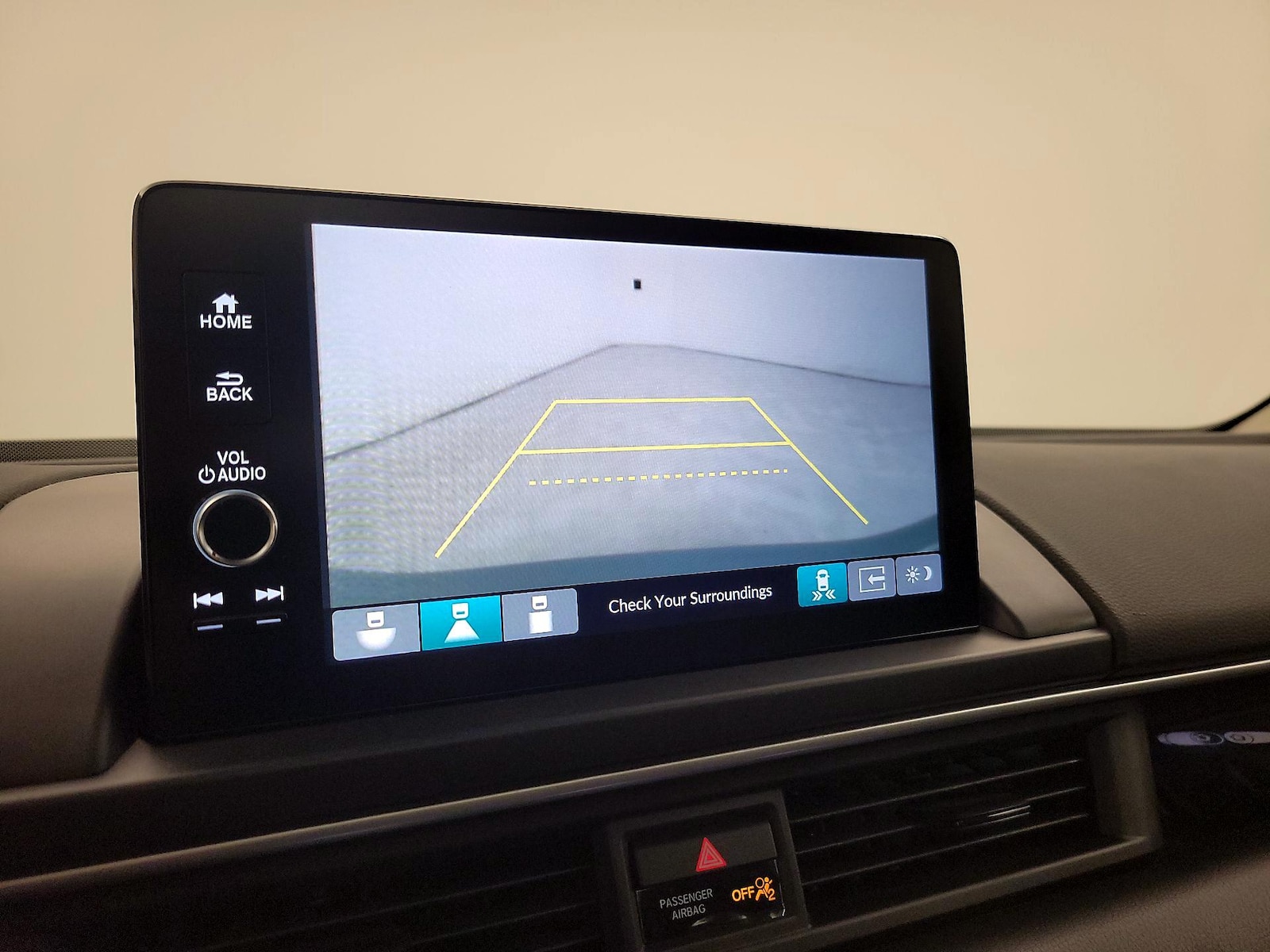 2025 Honda Pilot Touring - Photo 15