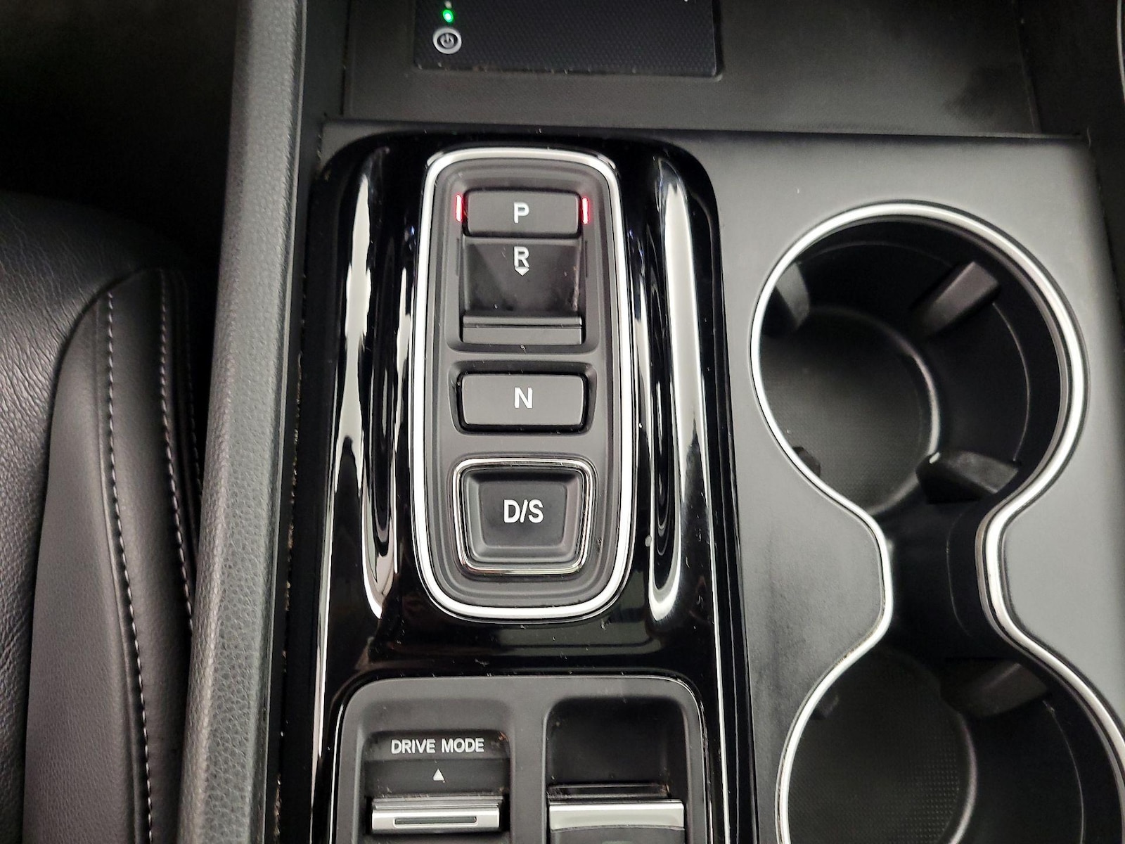 2025 Honda Pilot Touring - Photo 18