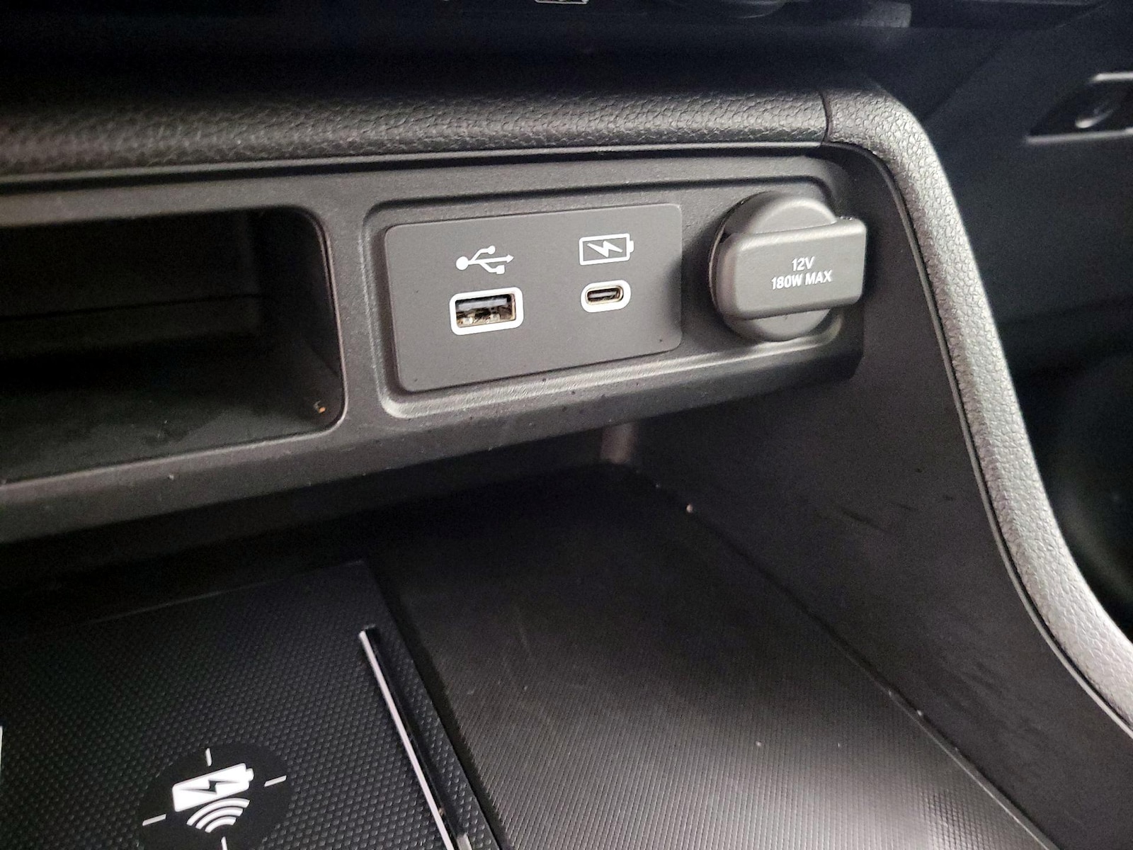 2025 Honda Pilot Touring - Photo 19