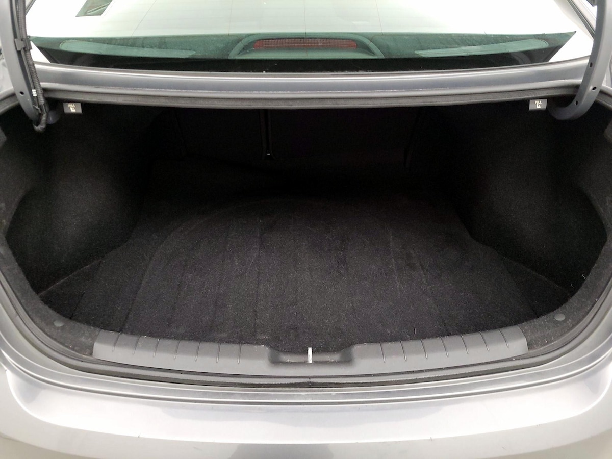 Trunk/Cargo (Seats Up)
