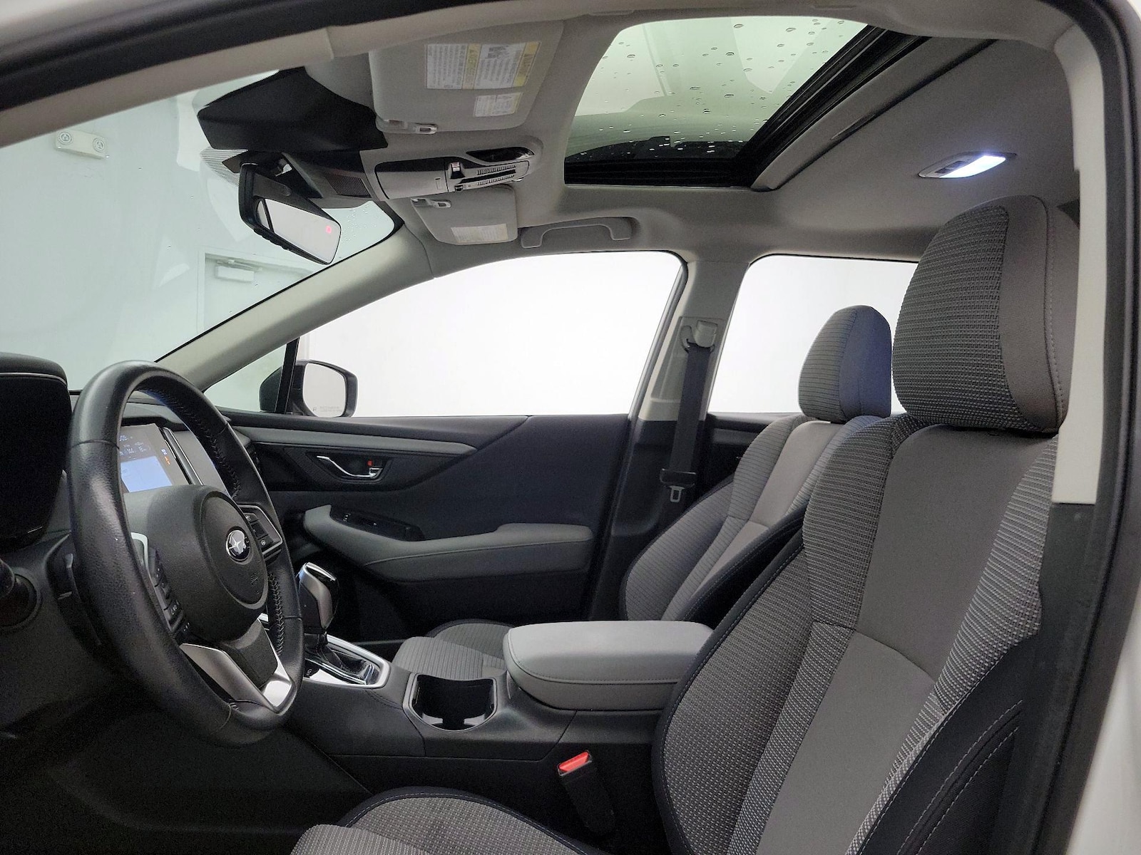 Sunroof(s) & Overhead Airbags