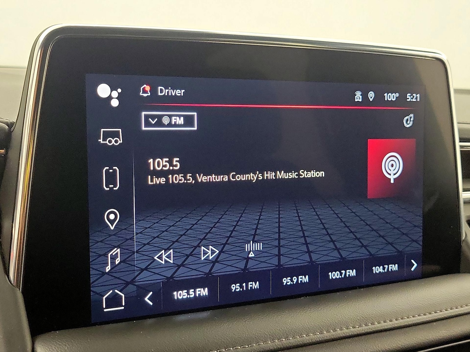 2024 GMC Yukon SLE - Photo 17