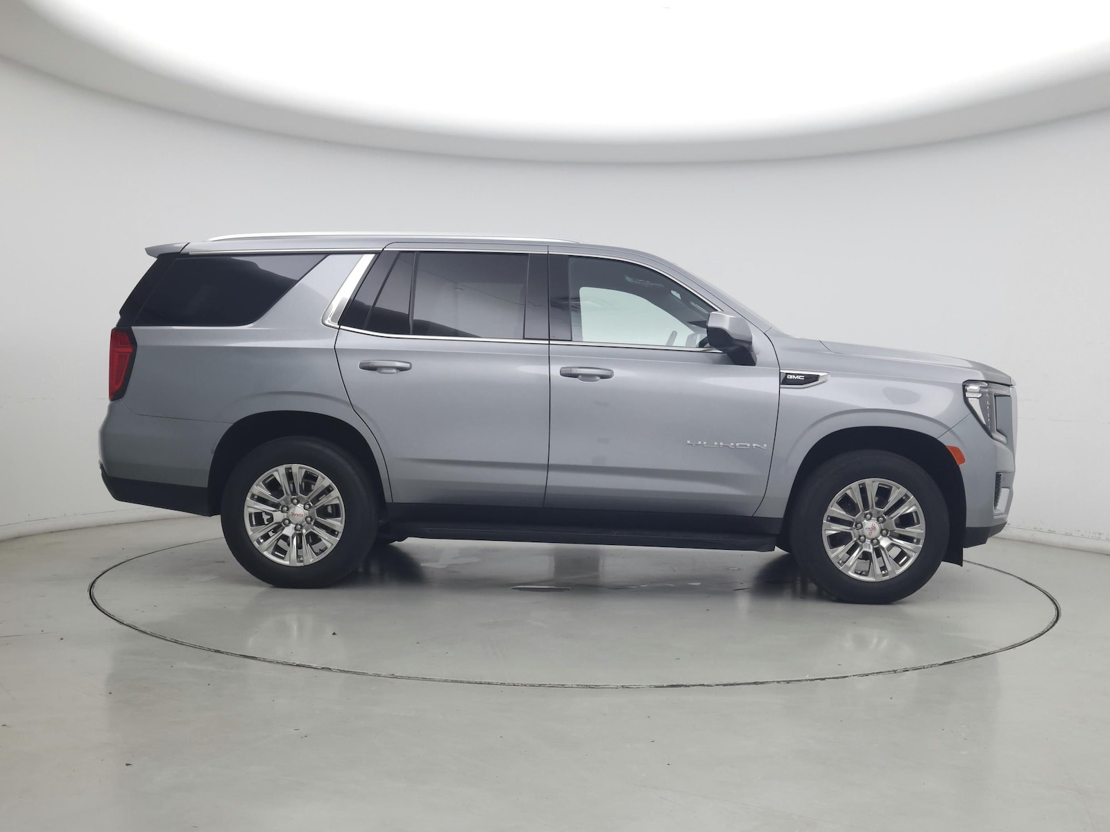 2024 GMC Yukon SLE - Photo 8