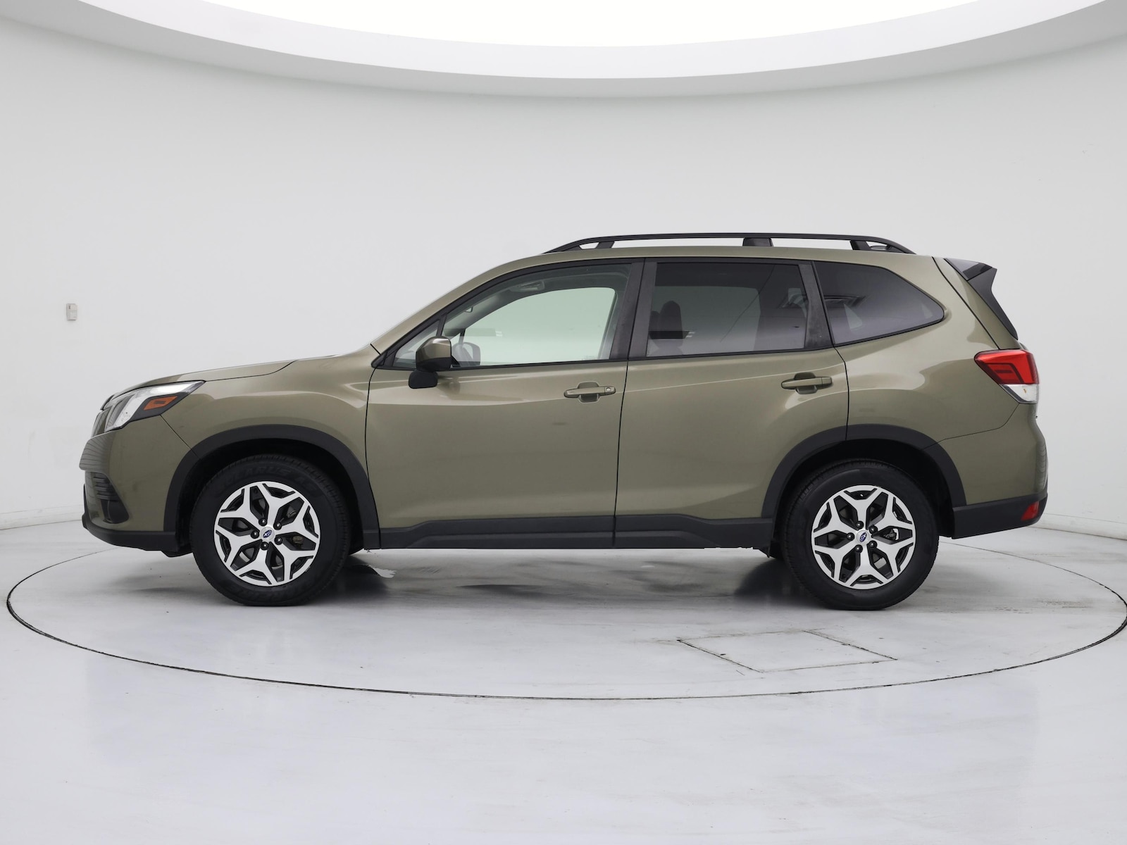 2024 Subaru Forester Premium - Photo 4