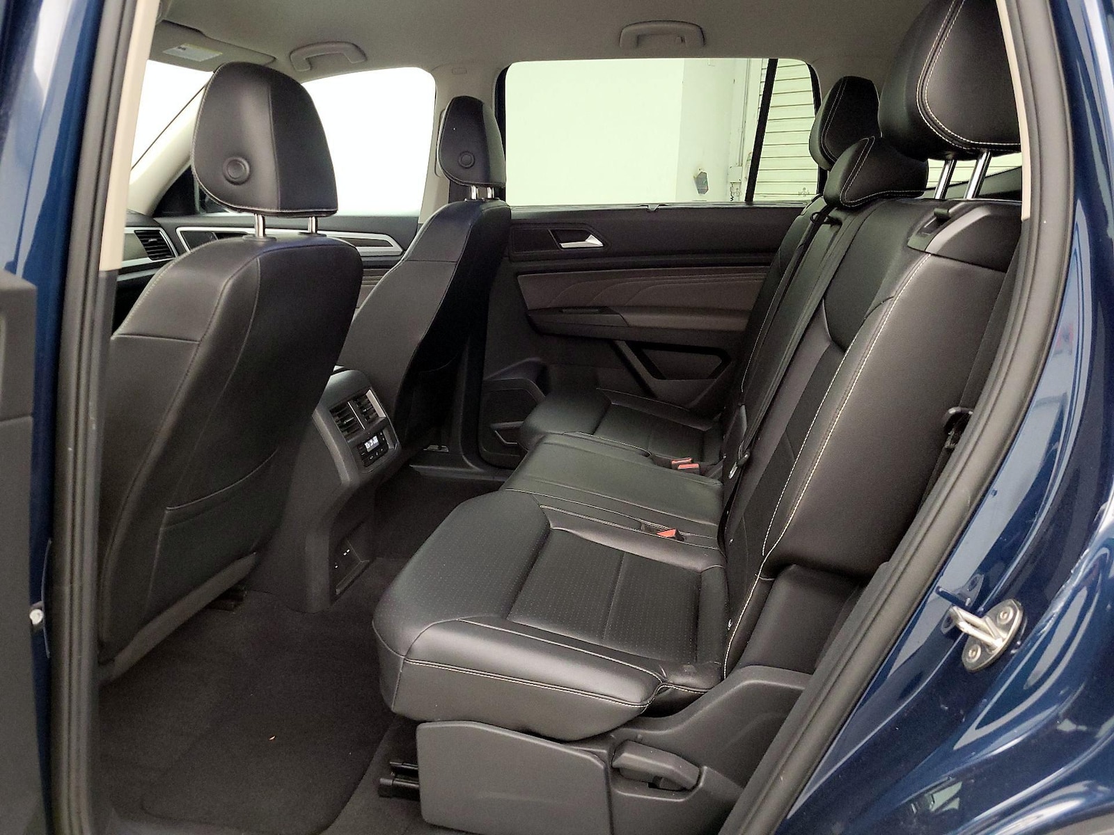 2023 Volkswagen Atlas SE w/Tech - Photo 20