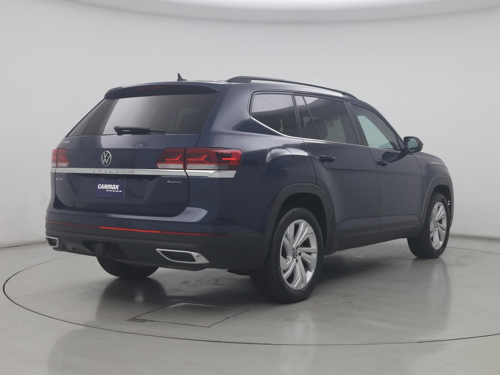 2023 Volkswagen Atlas SE w/Tech - Photo 9