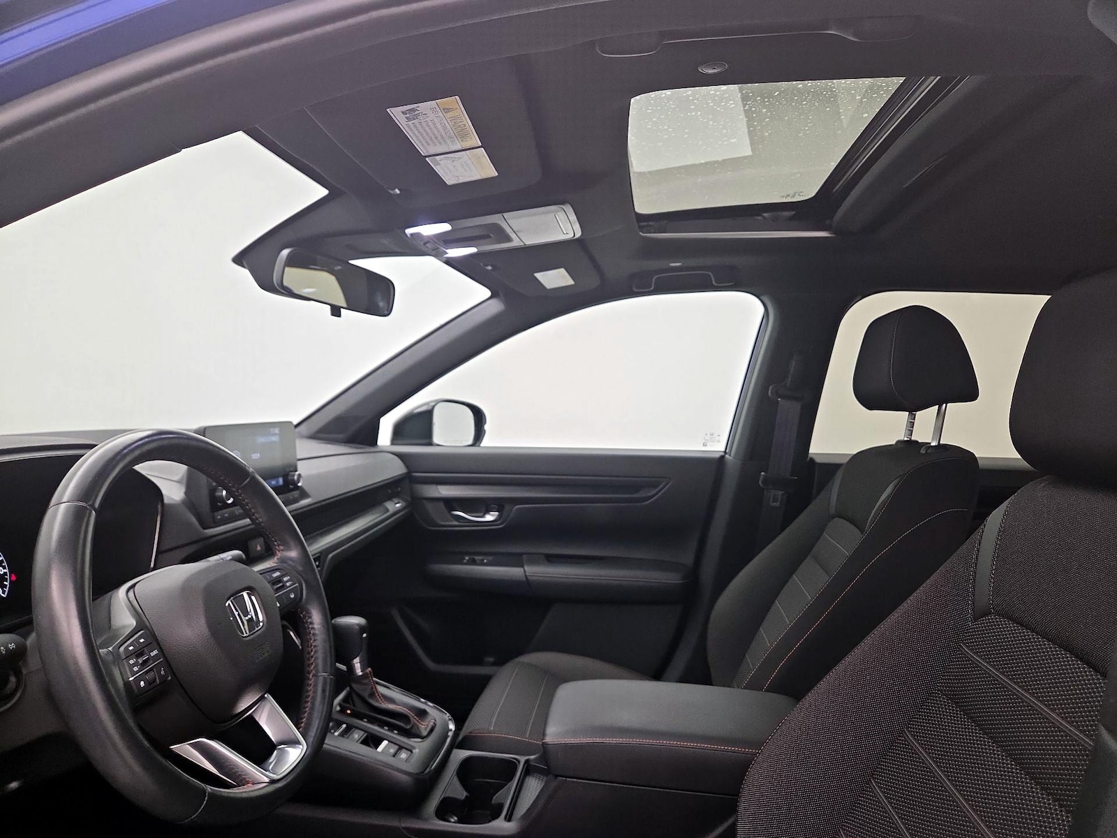 Sunroof(s) & Overhead Airbags