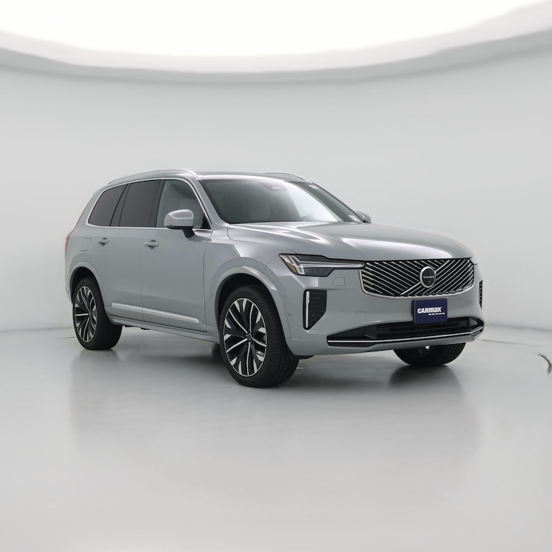 2026 Volvo XC90 B6 Plus