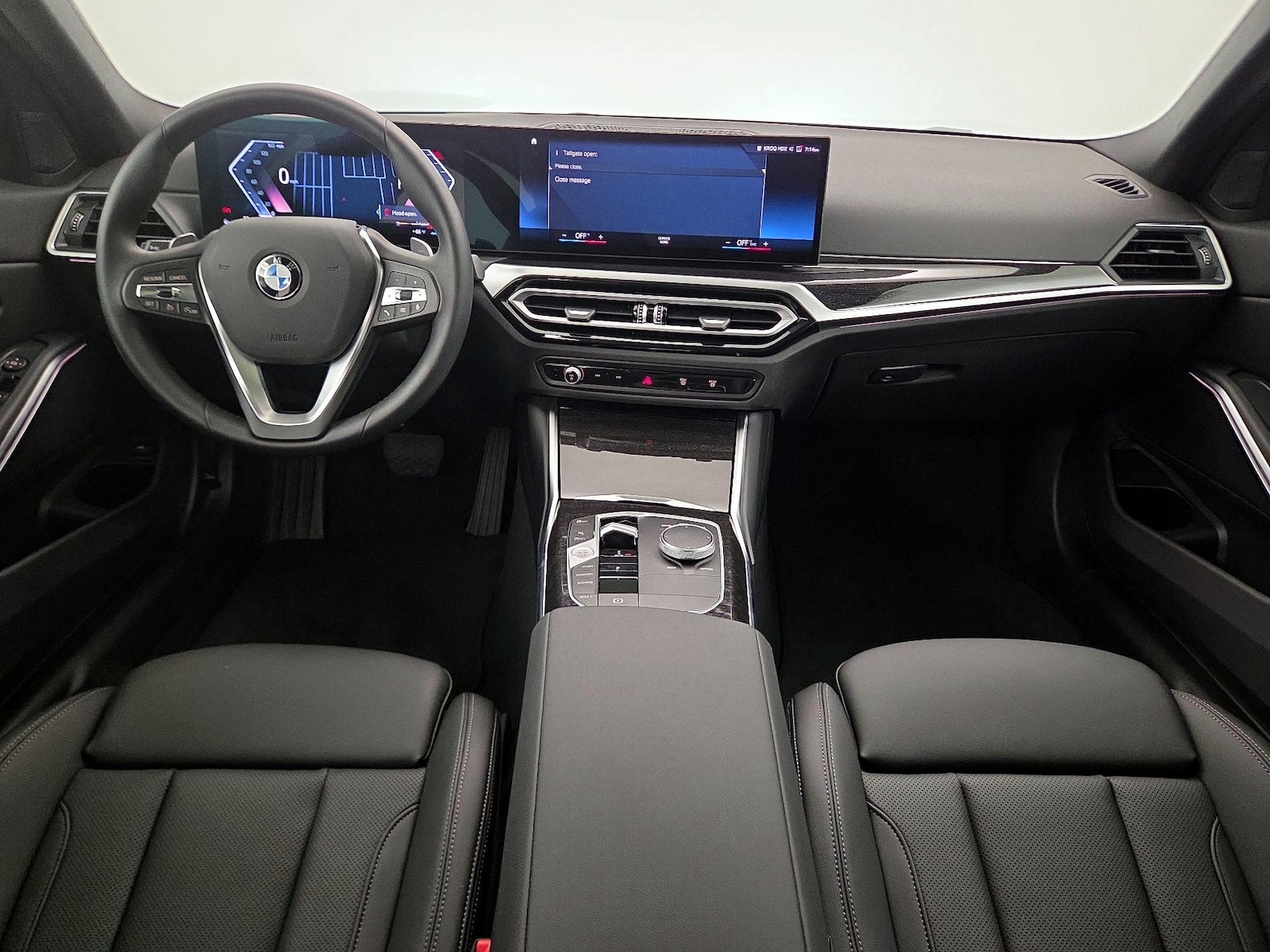 2024 BMW 3 Series 330i - Photo 10