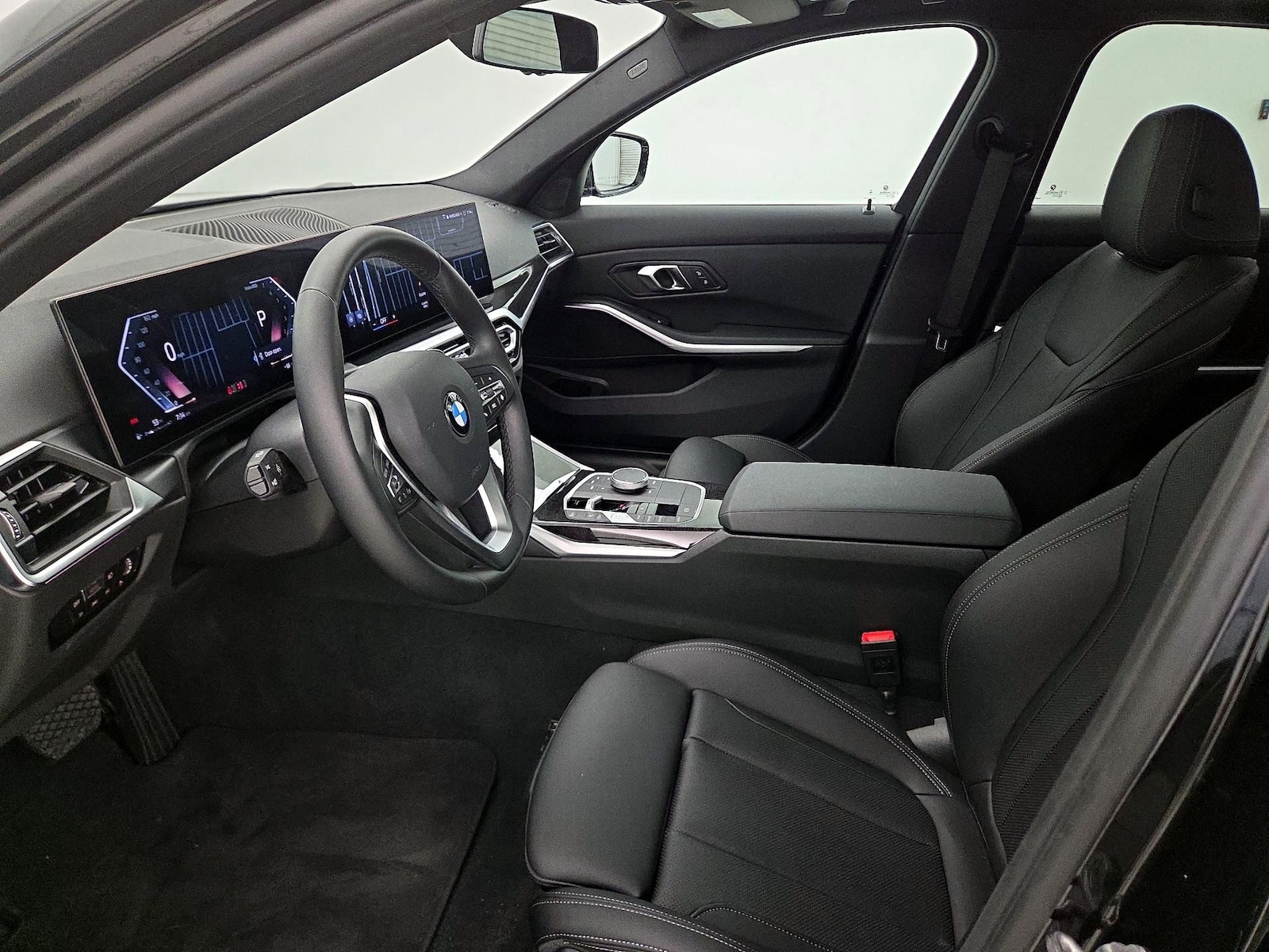 2024 BMW 3 Series 330i - Photo 12