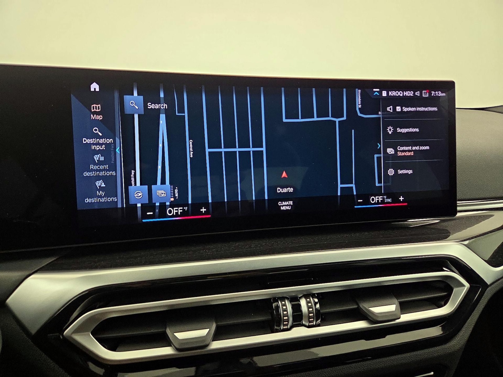 2024 BMW 3 Series 330i - Photo 15