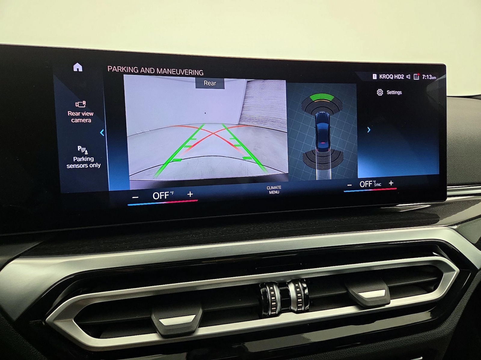 2024 BMW 3 Series 330i - Photo 16