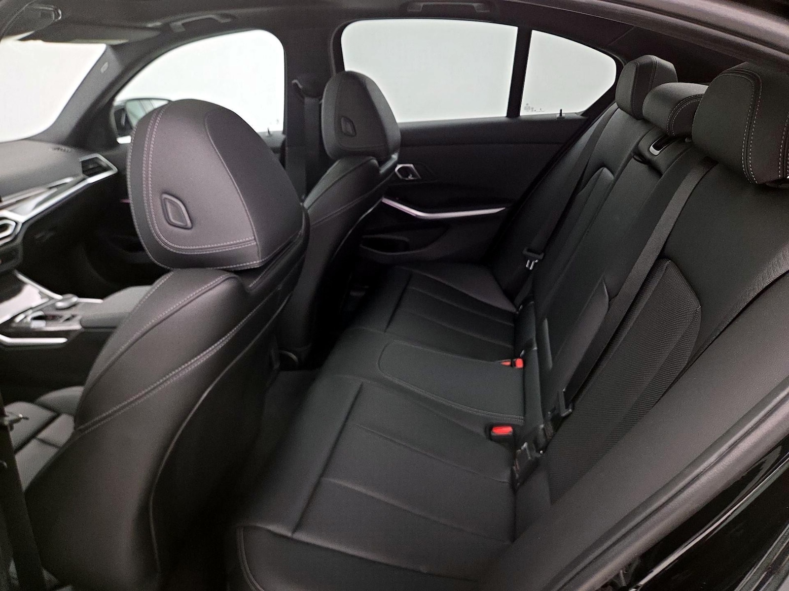 2024 BMW 3 Series 330i - Photo 22