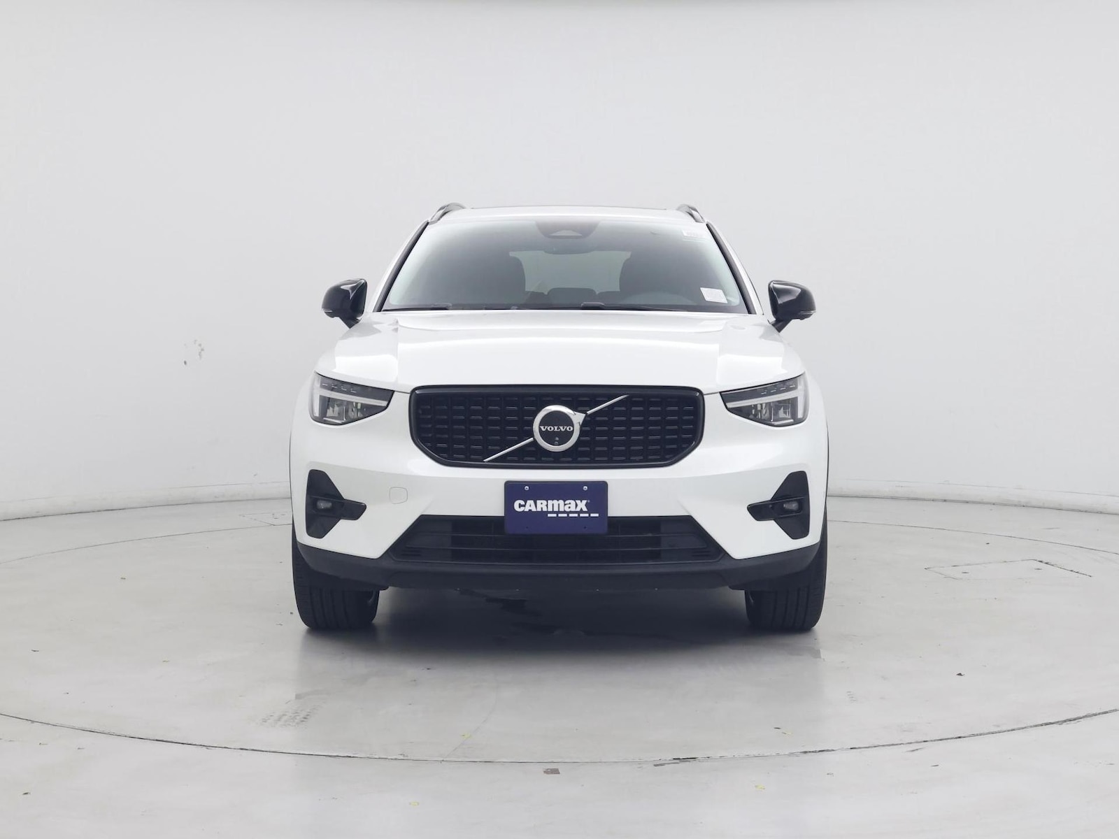 2025 Volvo XC40 Plus - Photo 6