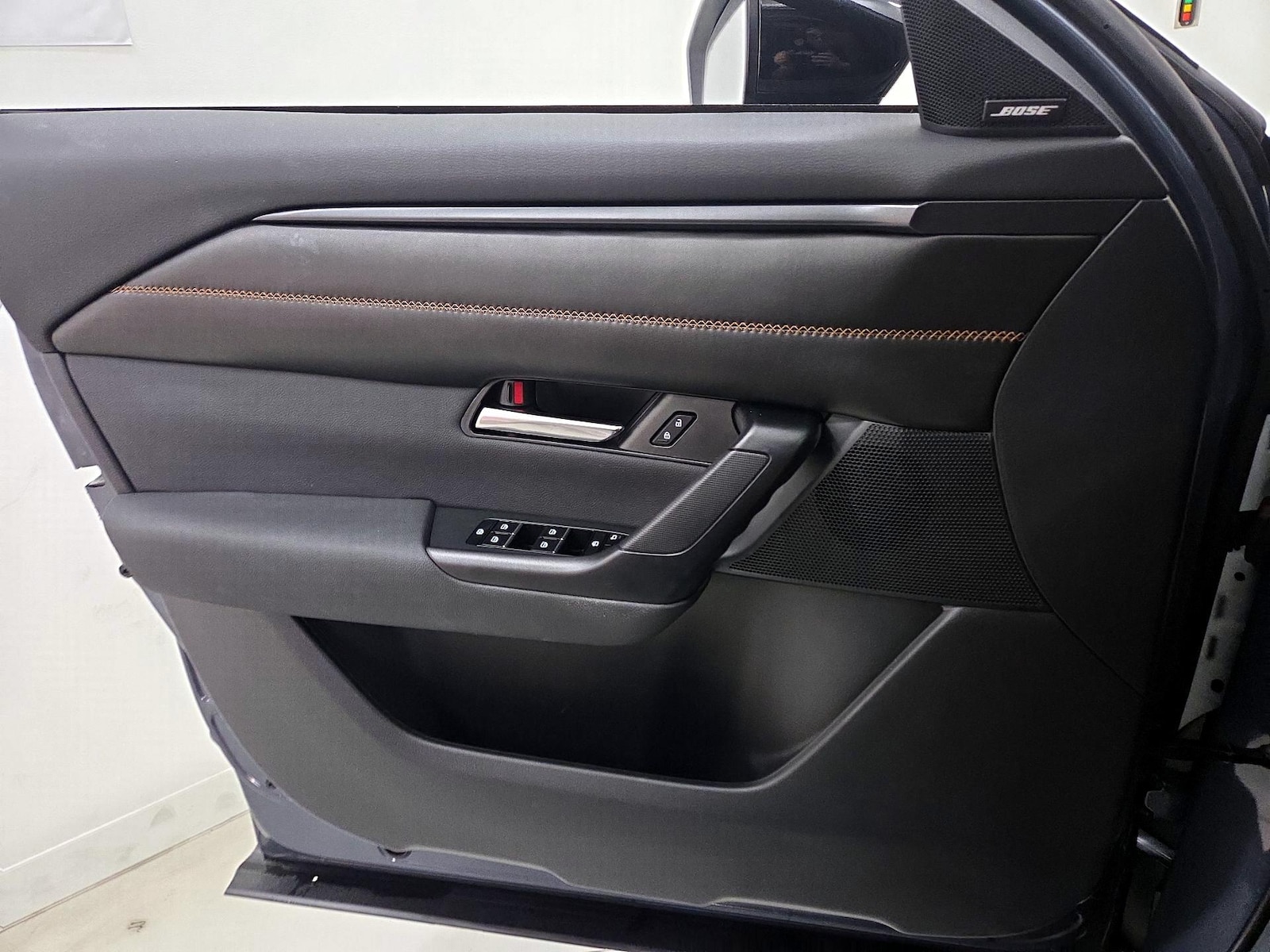 2025 Mazda CX-50 Premium Plus - Photo 13