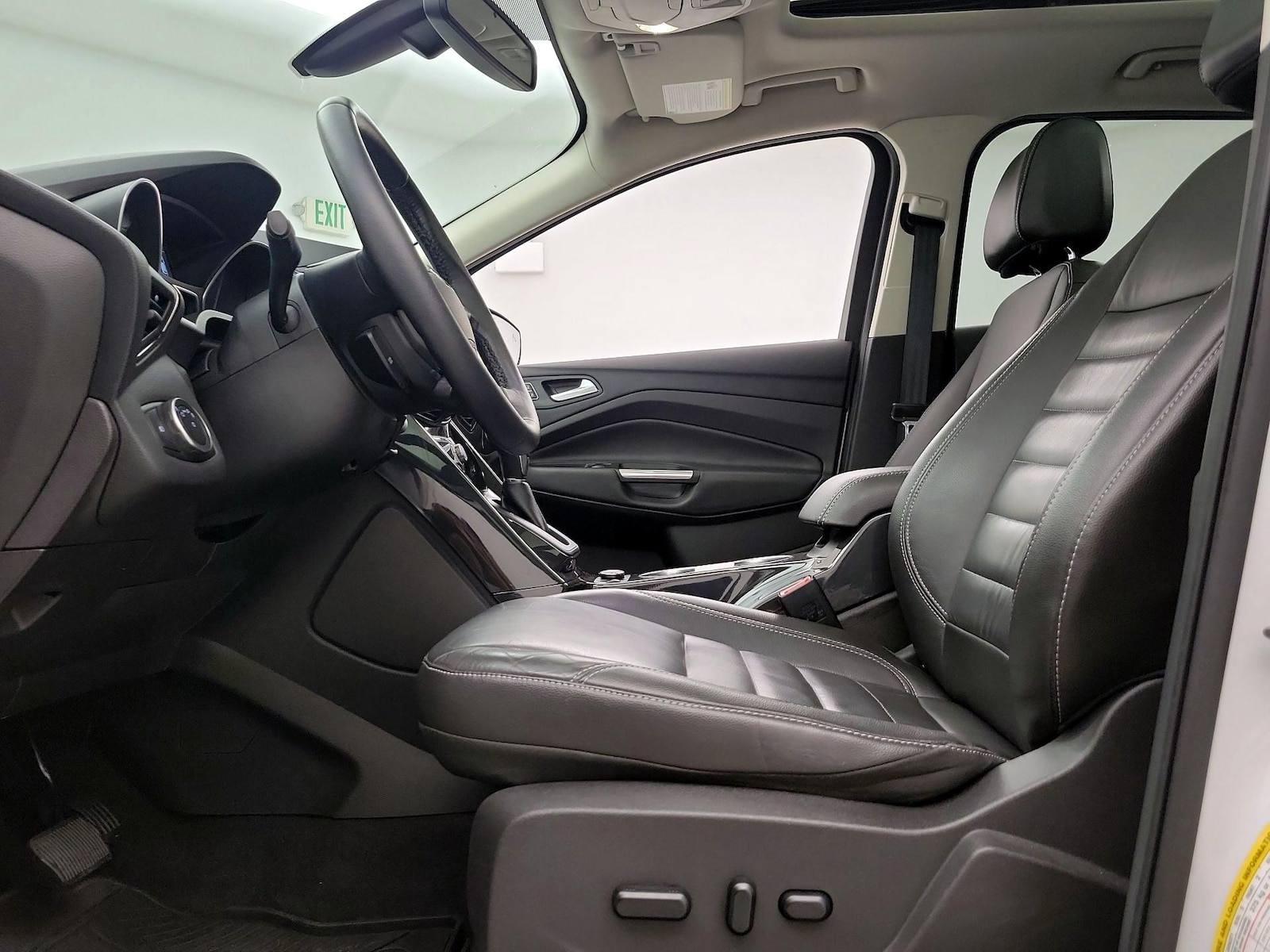 2015 Ford Escape Titanium - Photo 12
