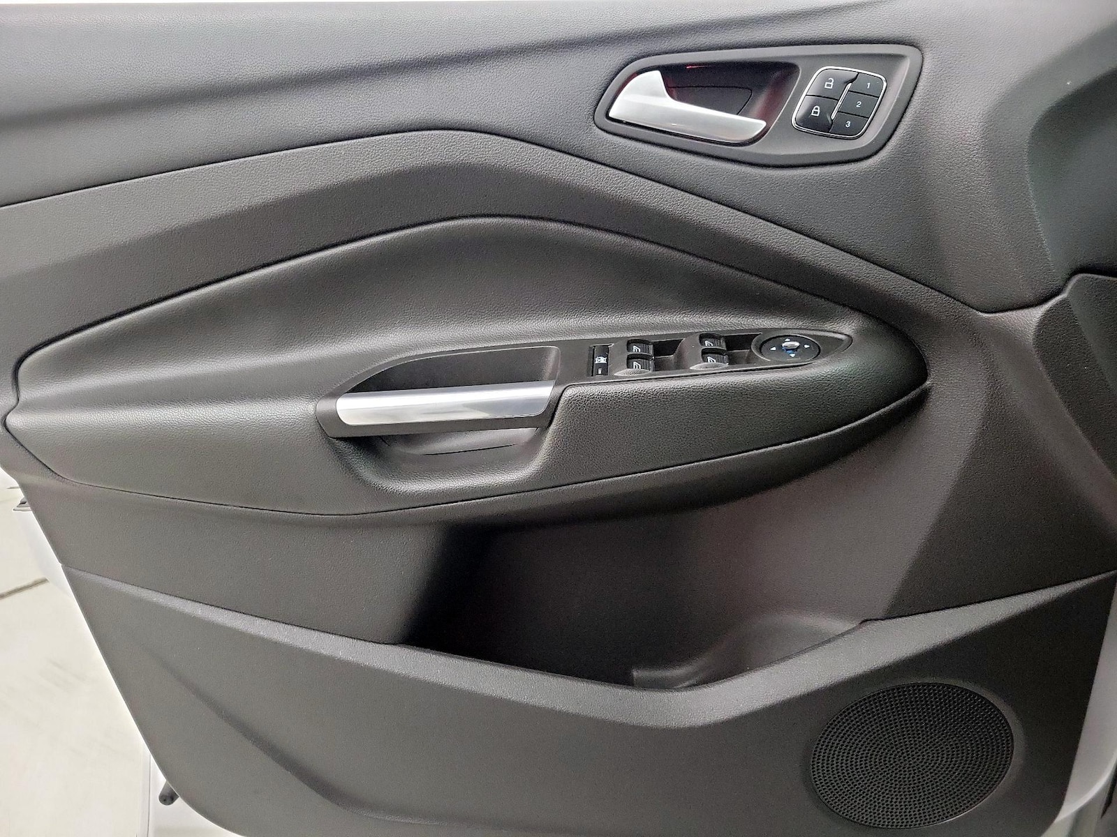 2015 Ford Escape Titanium - Photo 13
